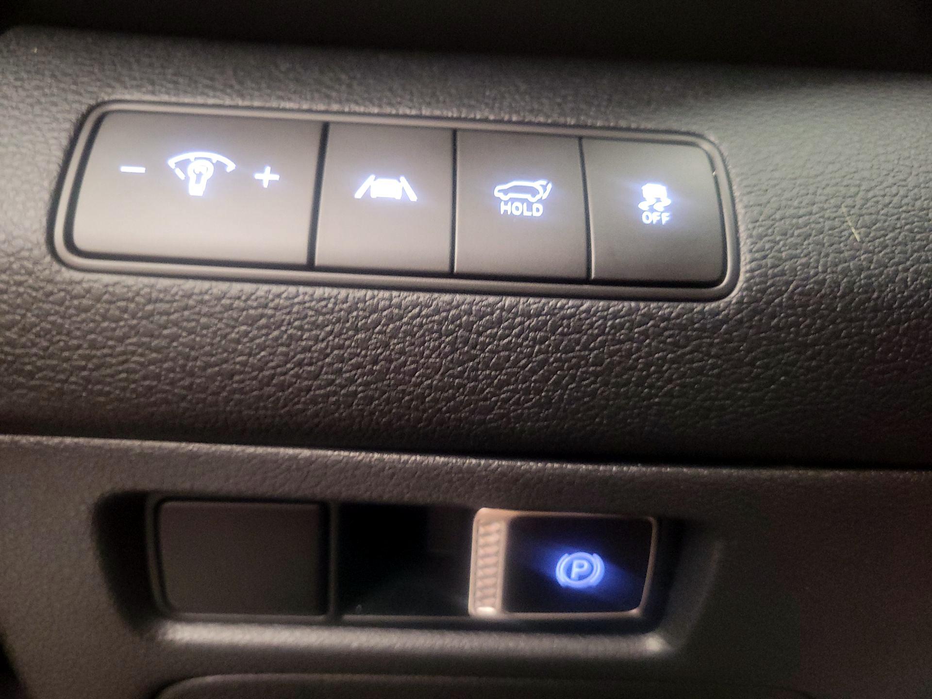 Thumbnail: 2021 Hyundai Santa Fe - 13