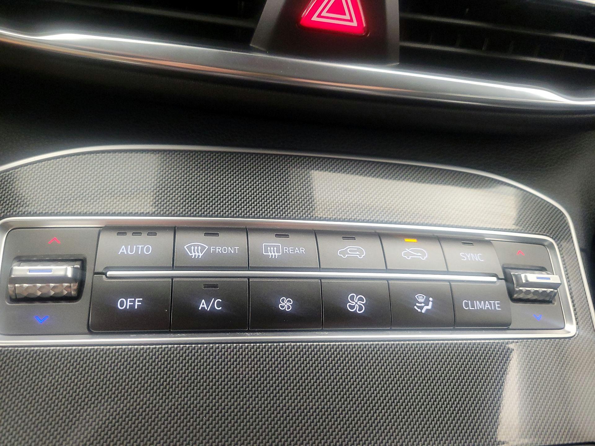 Thumbnail: 2021 Hyundai Santa Fe - 16