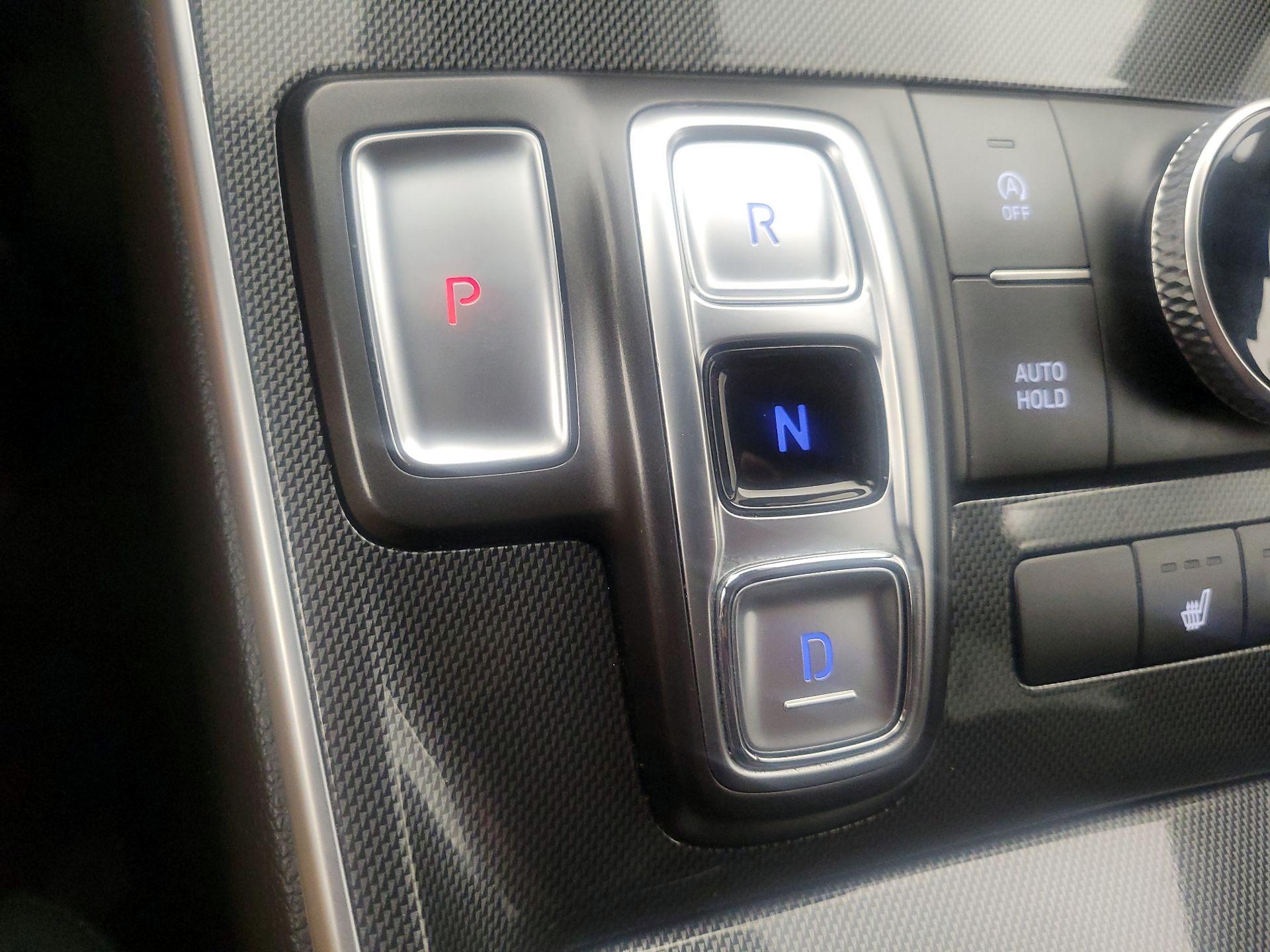 Thumbnail: 2021 Hyundai Santa Fe - 17