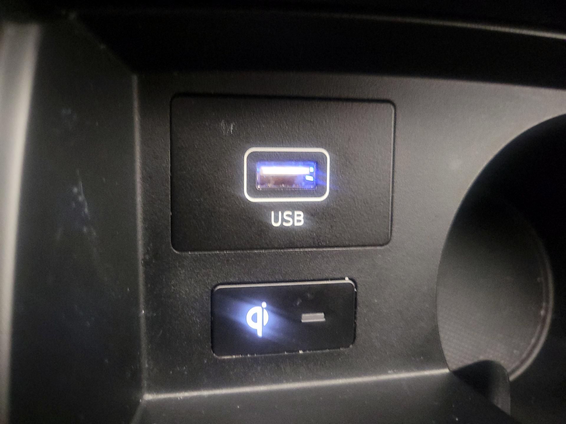 Thumbnail: 2021 Hyundai Santa Fe - 18