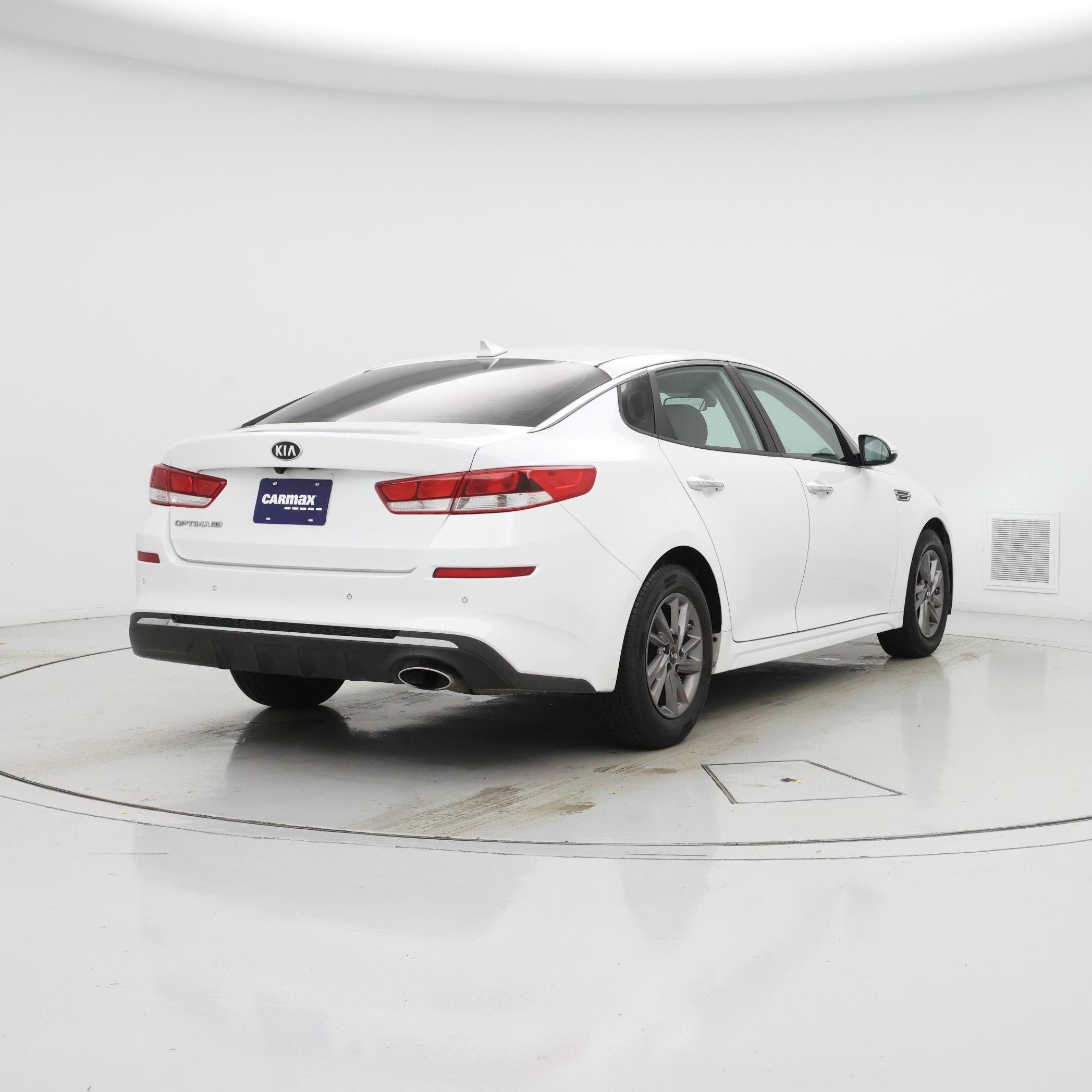 Thumbnail: 2020 Kia Optima - 8