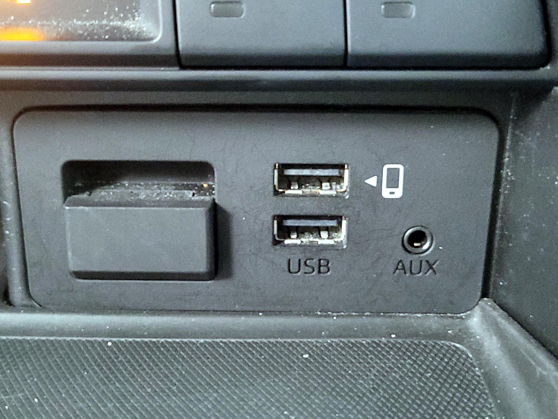 Thumbnail: 2023 Mazda MX-5 Miata - 19