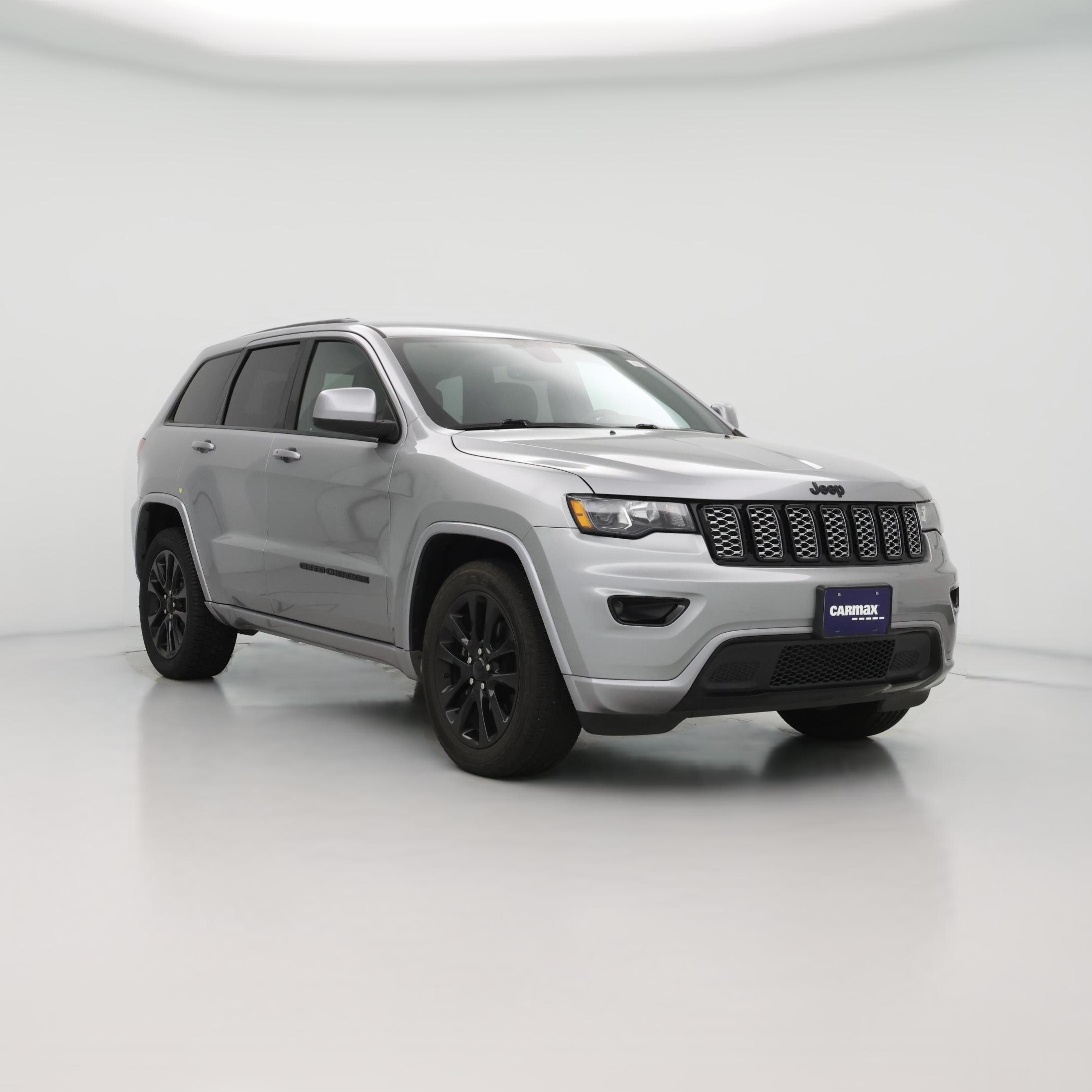 Thumbnail: 2017 Jeep Grand Cherokee - 1
