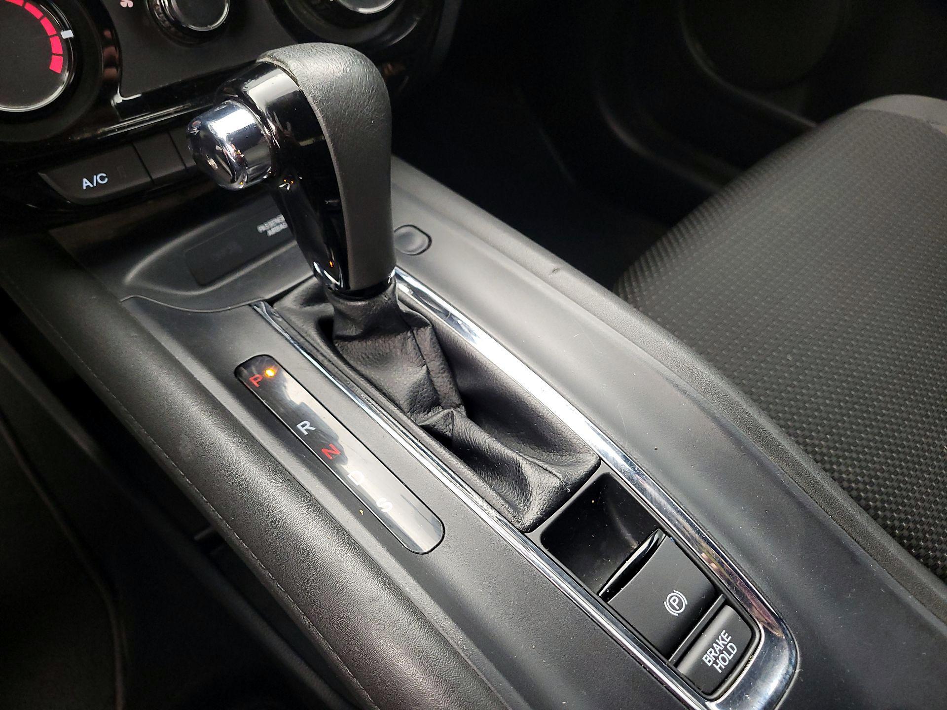 Thumbnail: 2022 Honda HR-V - 17