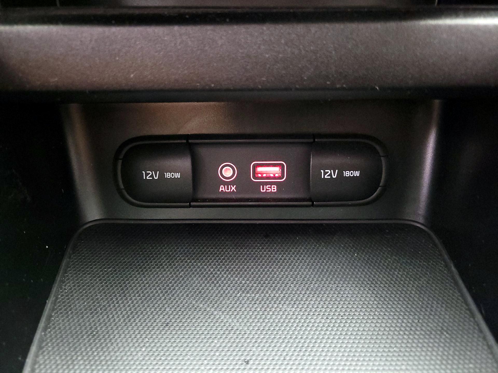 Thumbnail: 2021 Kia Forte - 18