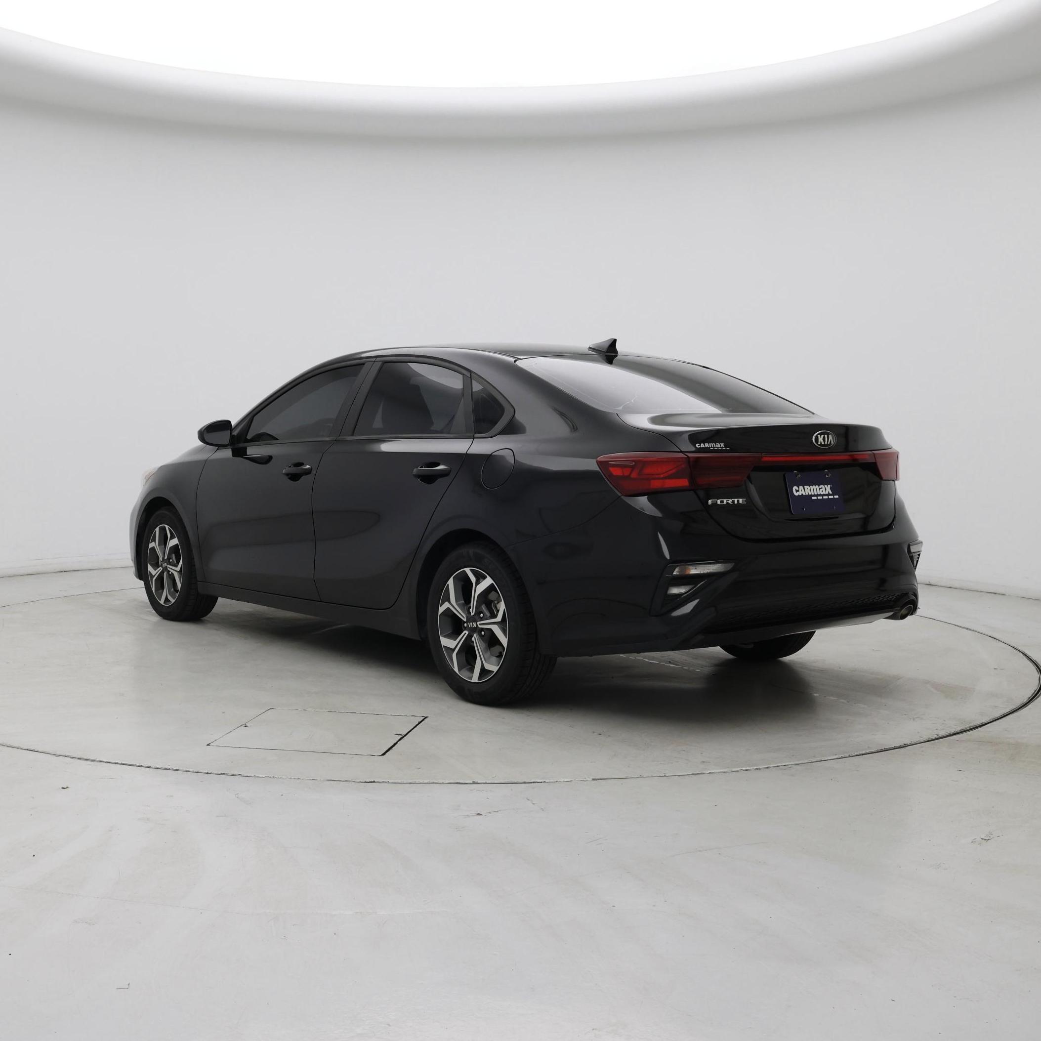 Thumbnail: 2021 Kia Forte - 2