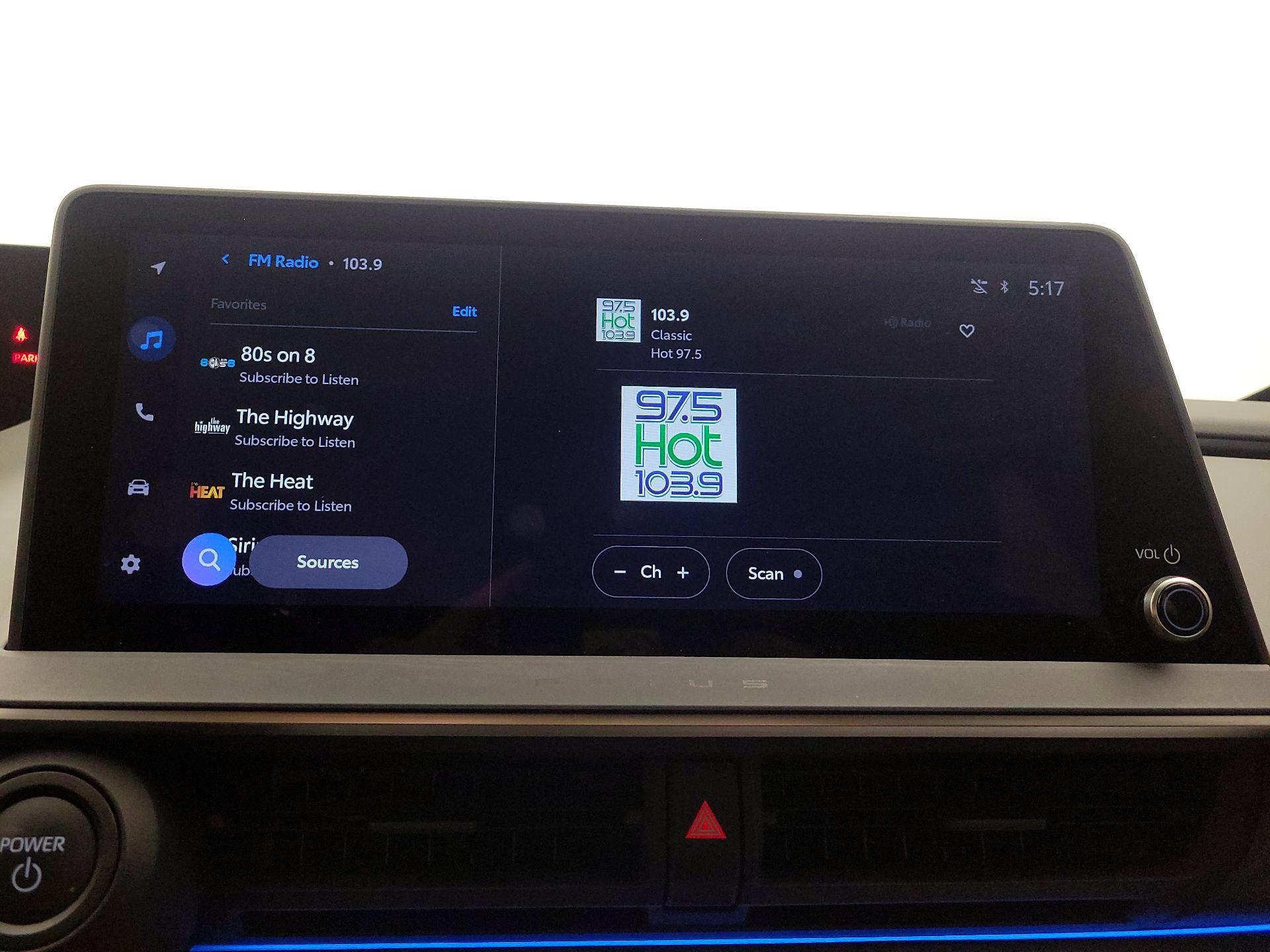 Thumbnail: 2023 Toyota Prius - 15
