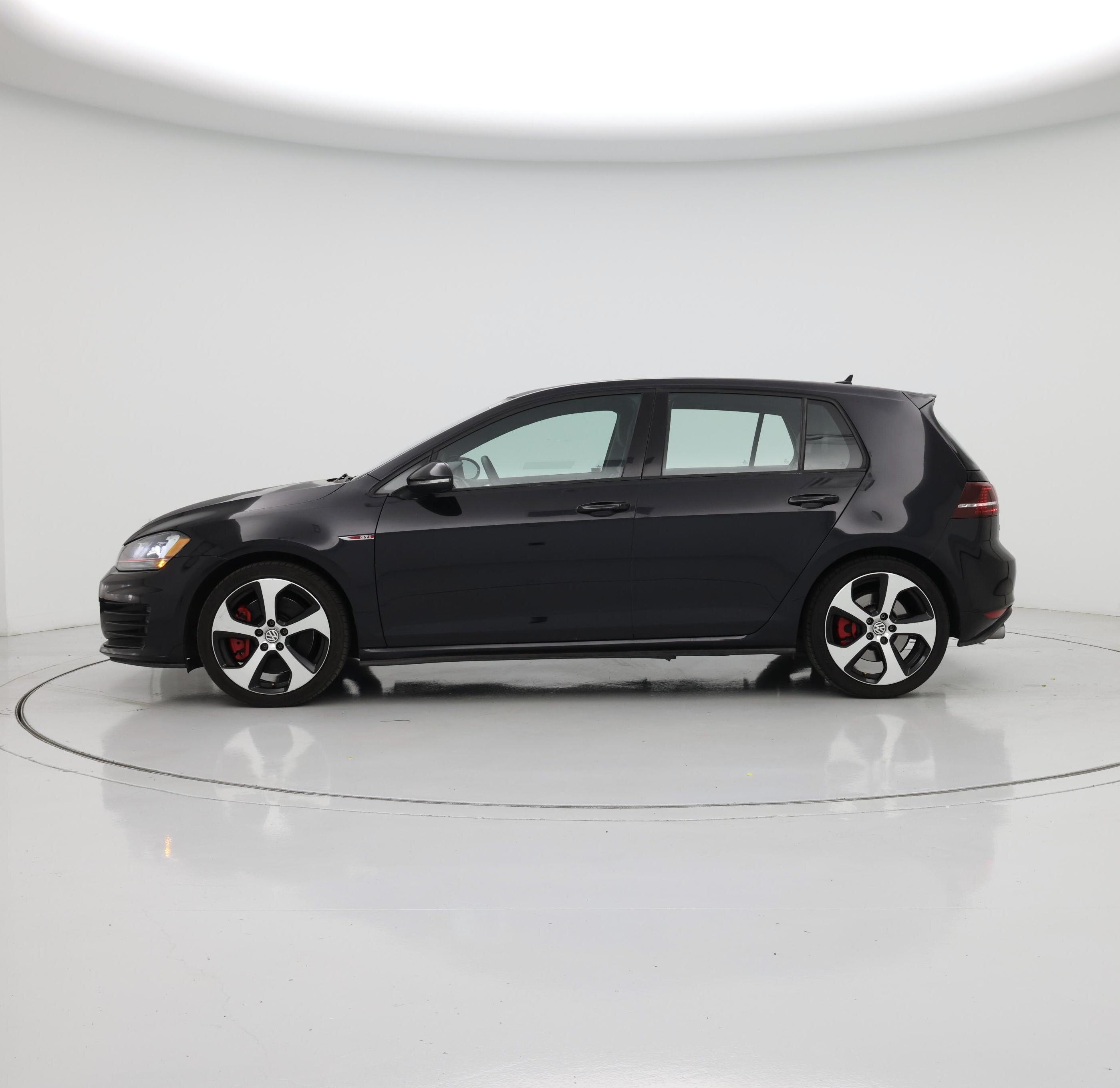 Thumbnail: 2016 Volkswagen Golf - 3