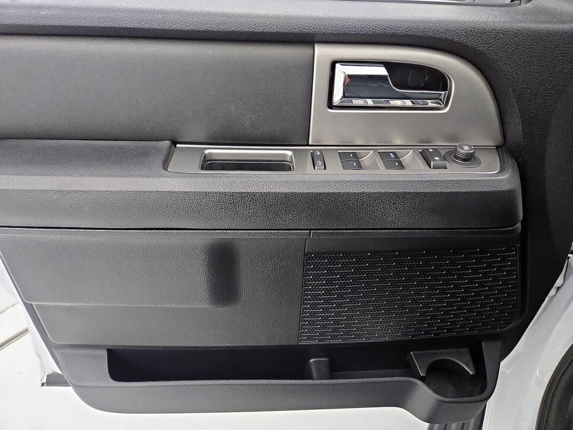 Thumbnail: 2017 Ford Expedition - 12