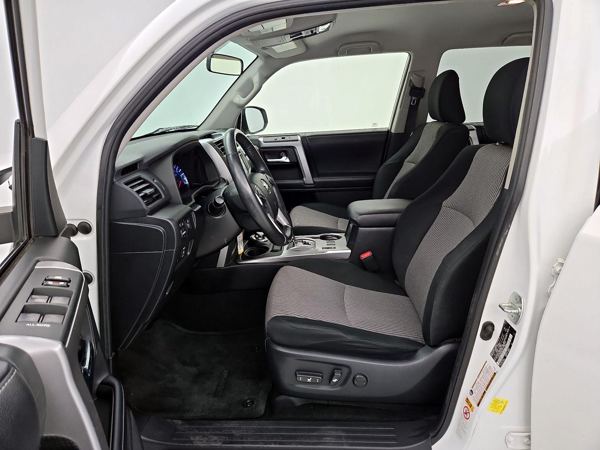 Thumbnail: 2018 Toyota 4Runner - 11