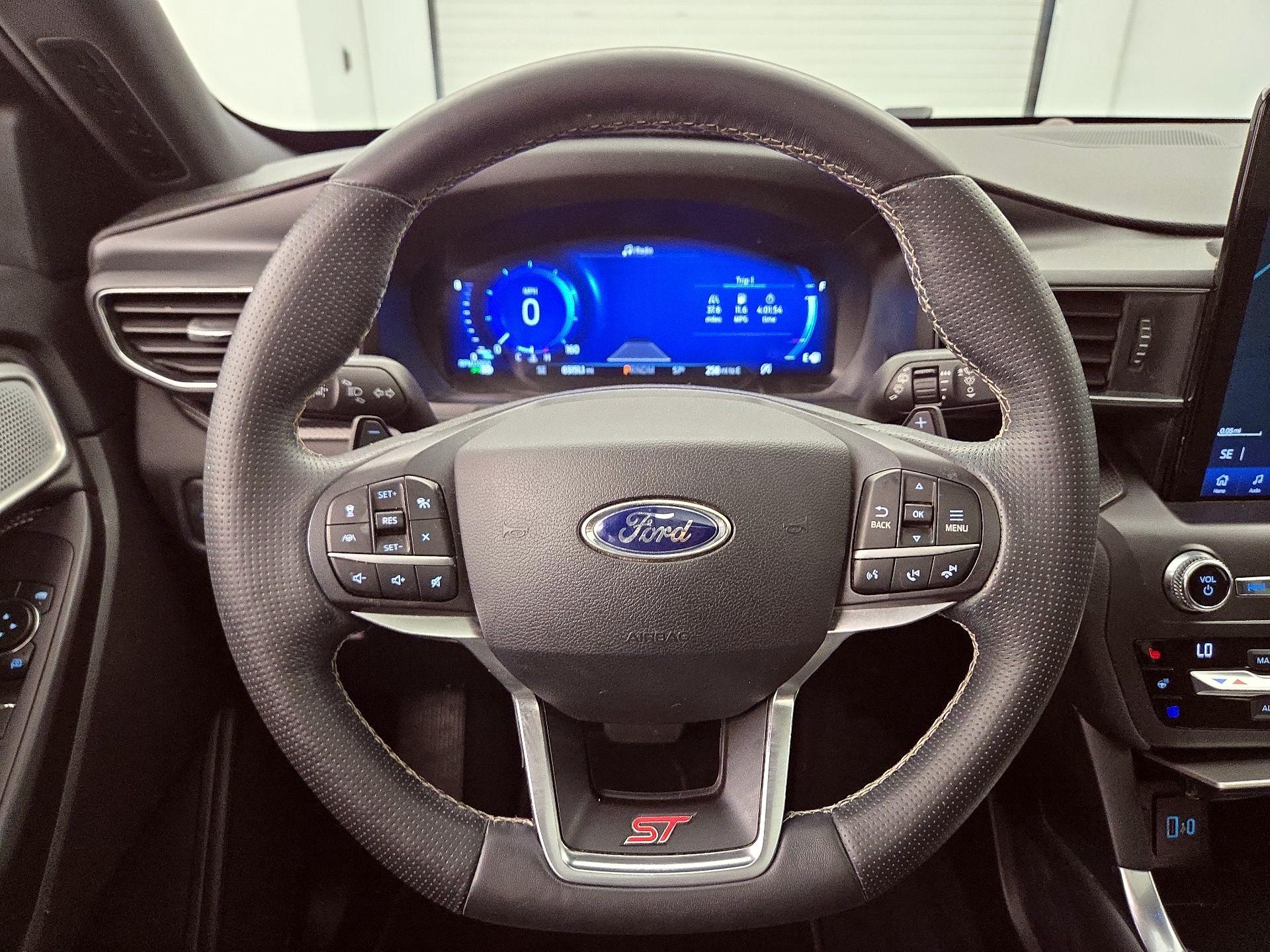 Thumbnail: 2020 Ford Explorer - 10