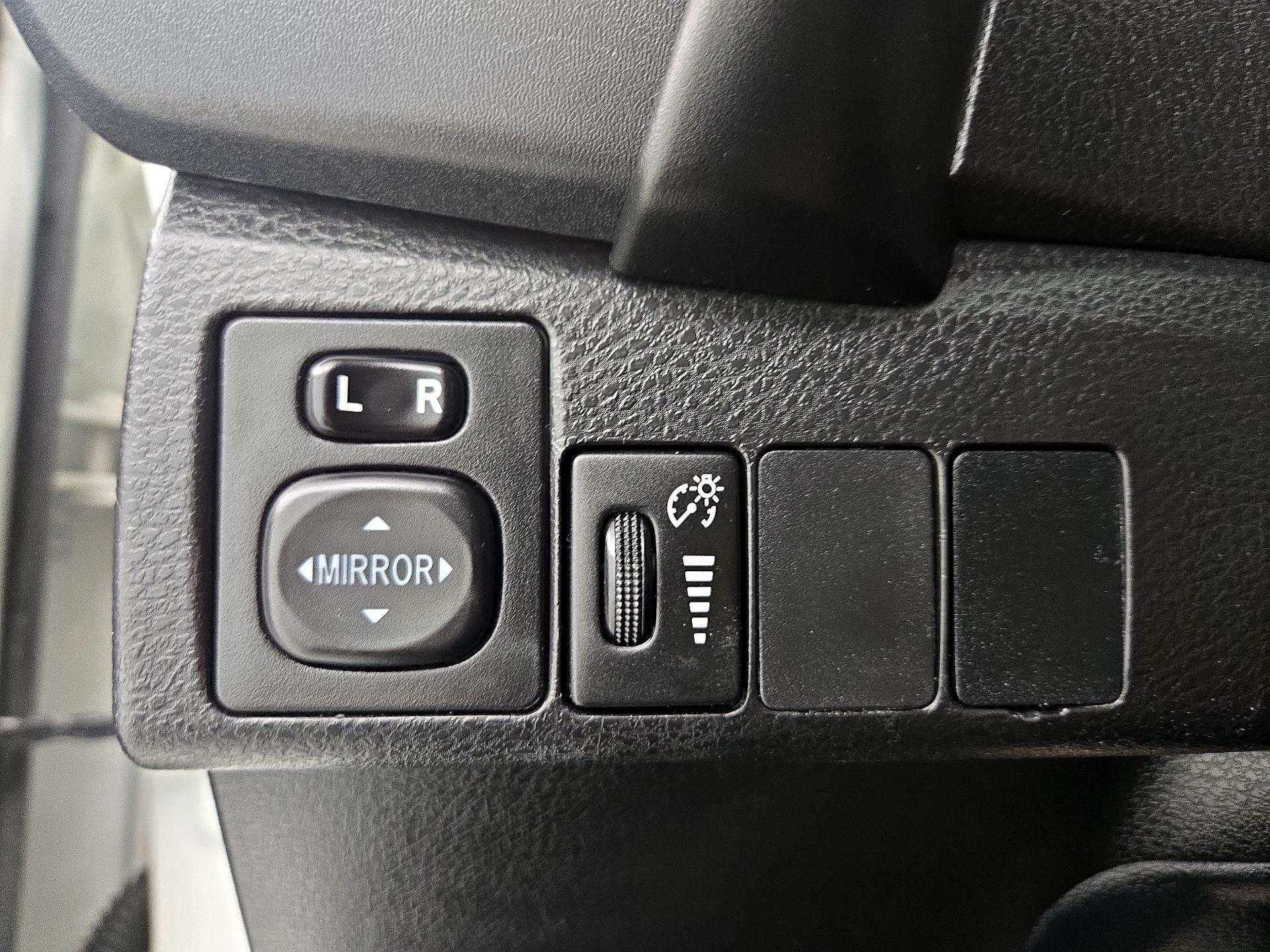 Thumbnail: 2018 Toyota Corolla - 13