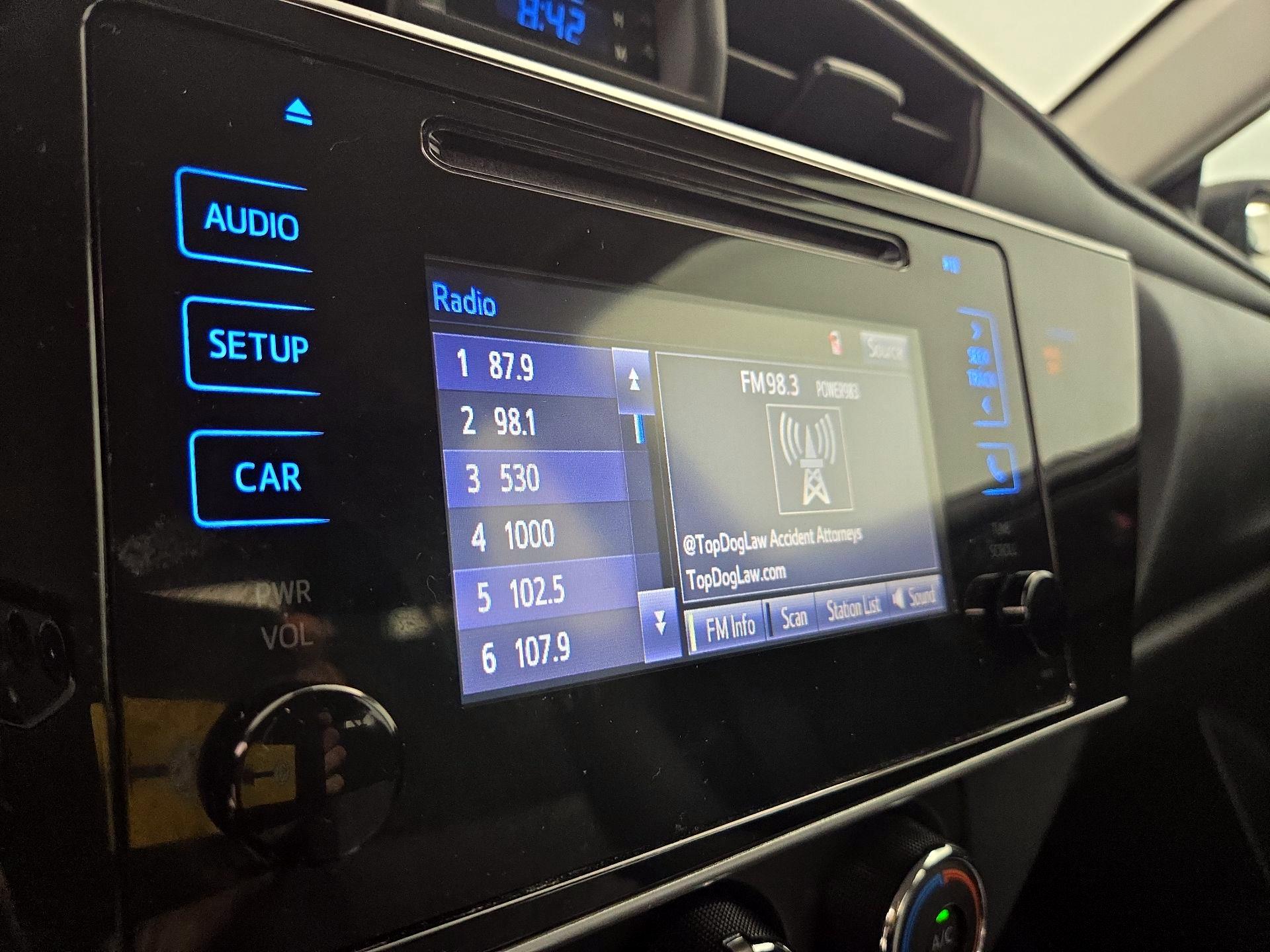 Thumbnail: 2018 Toyota Corolla - 15