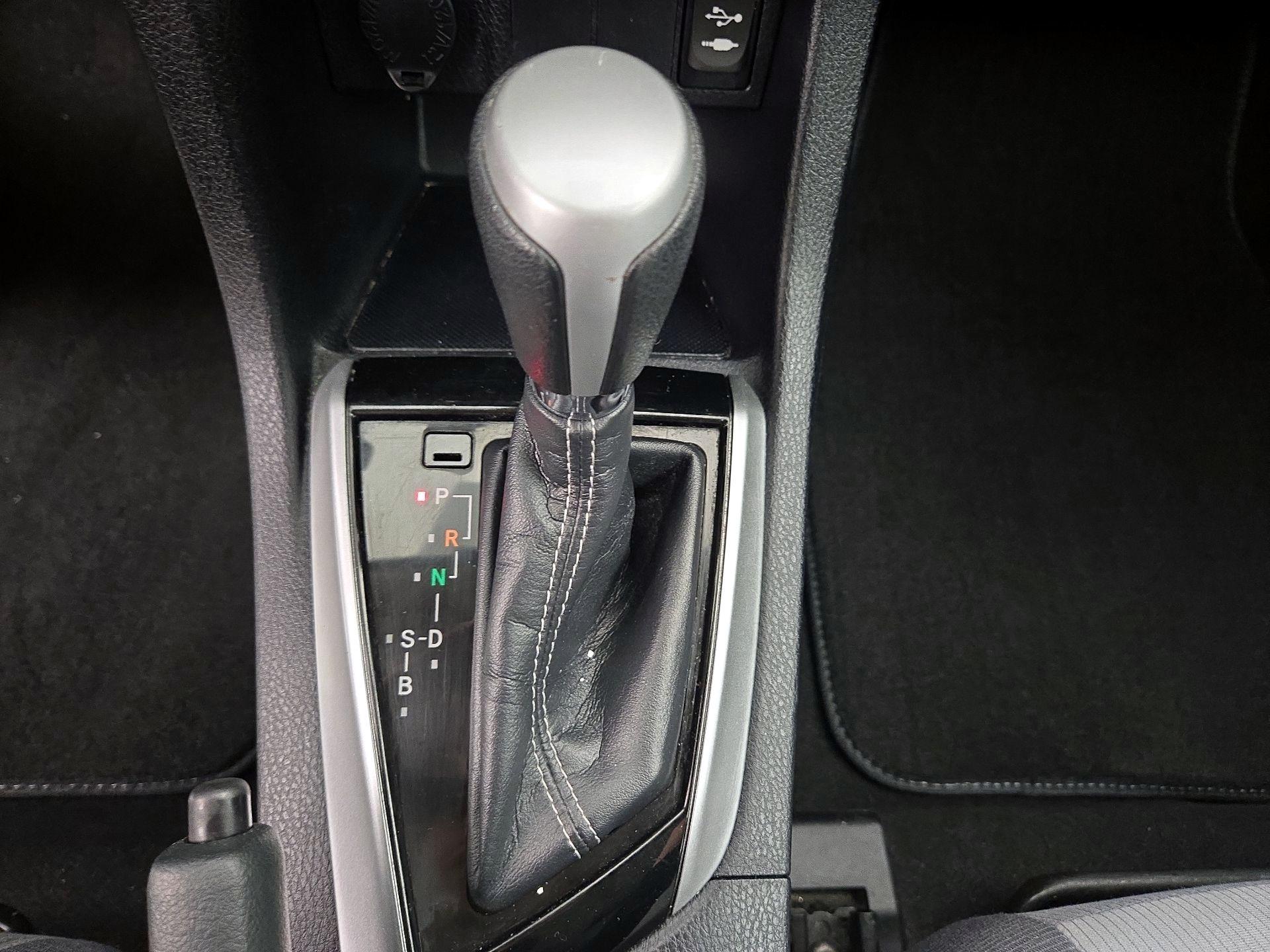 Thumbnail: 2018 Toyota Corolla - 17