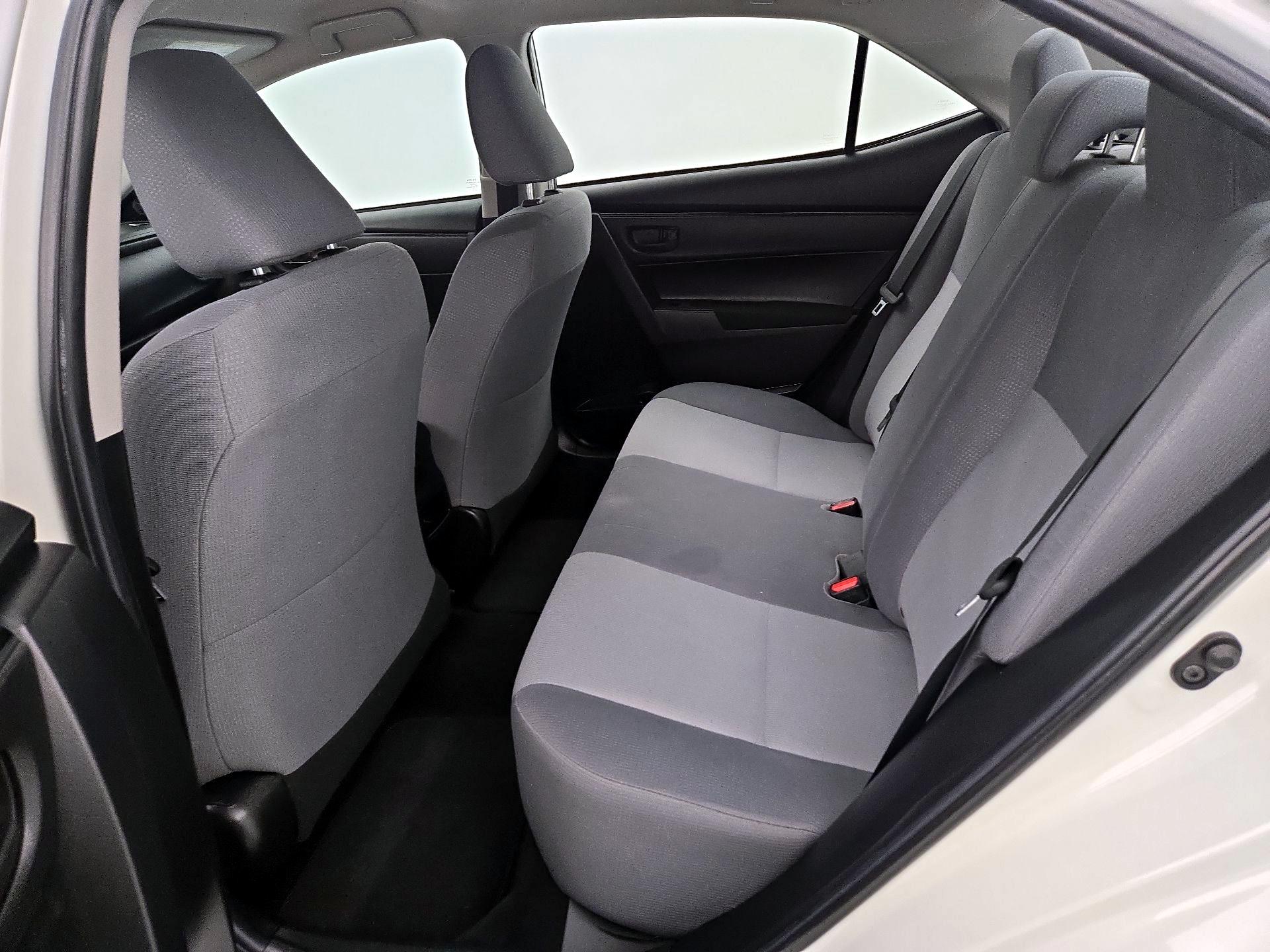 Thumbnail: 2018 Toyota Corolla - 19