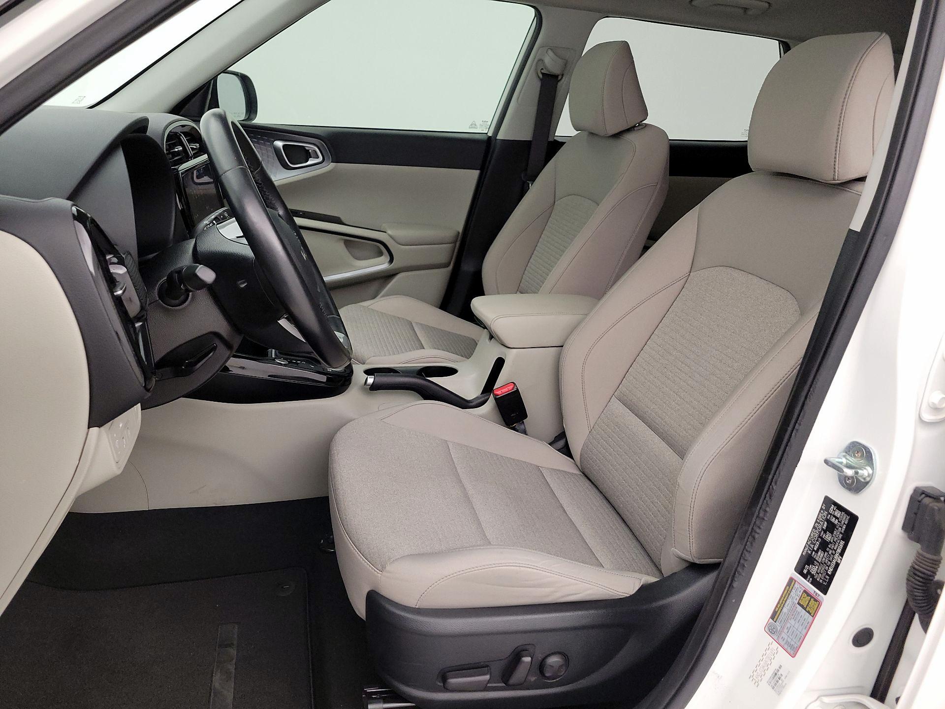 Thumbnail: 2022 Kia Soul - 11