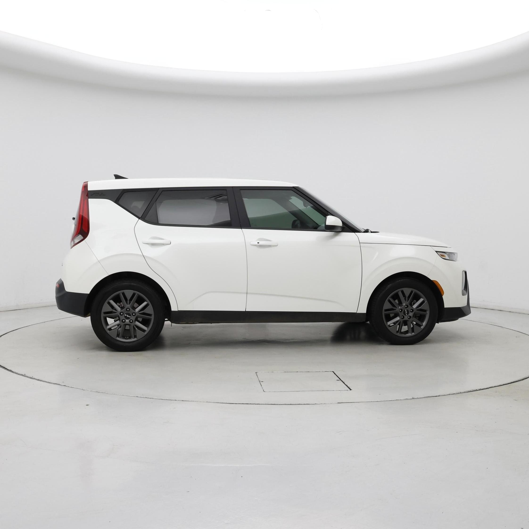 Thumbnail: 2022 Kia Soul - 7