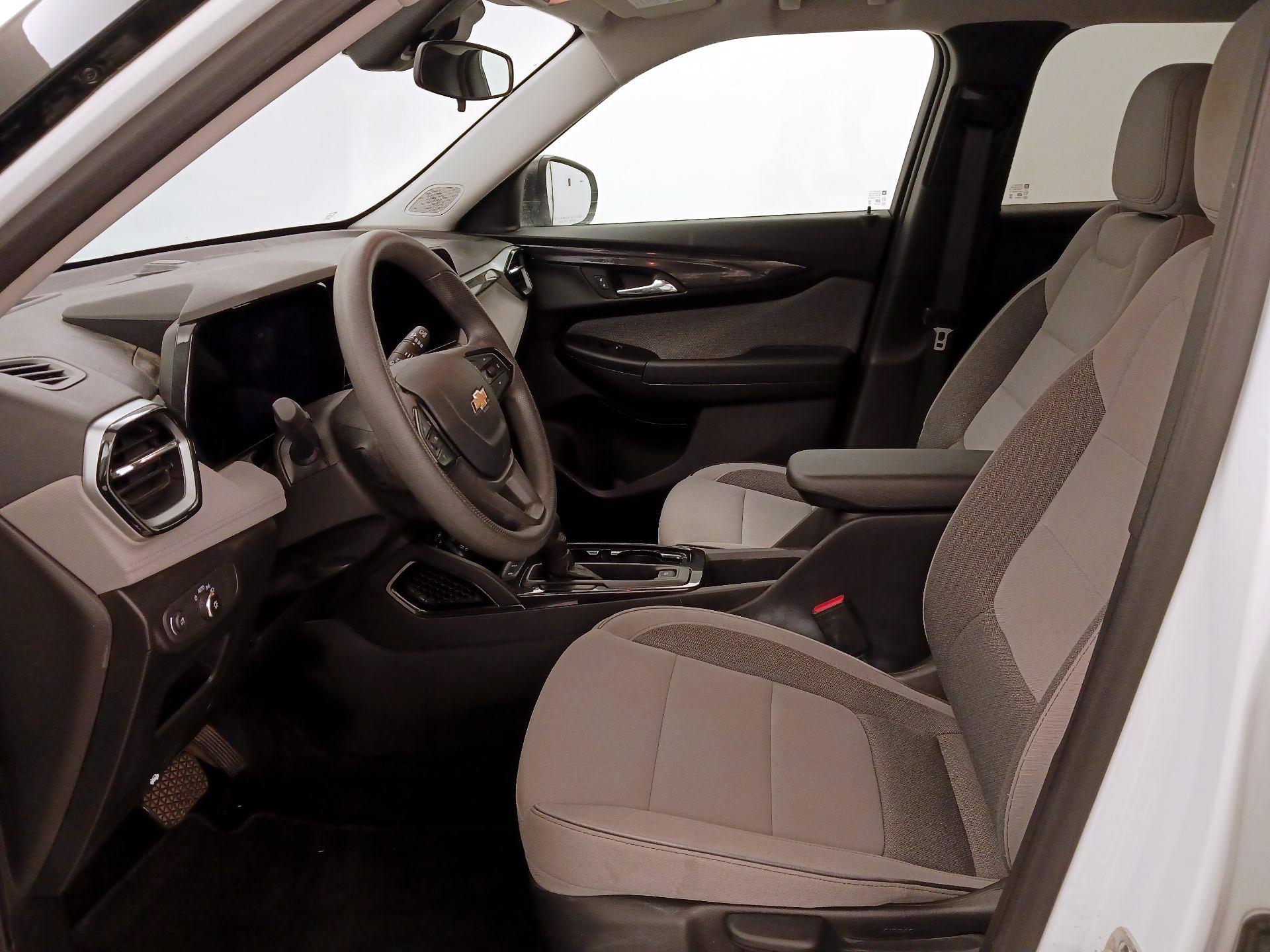 Thumbnail: 2024 Chevrolet TrailBlazer - 11