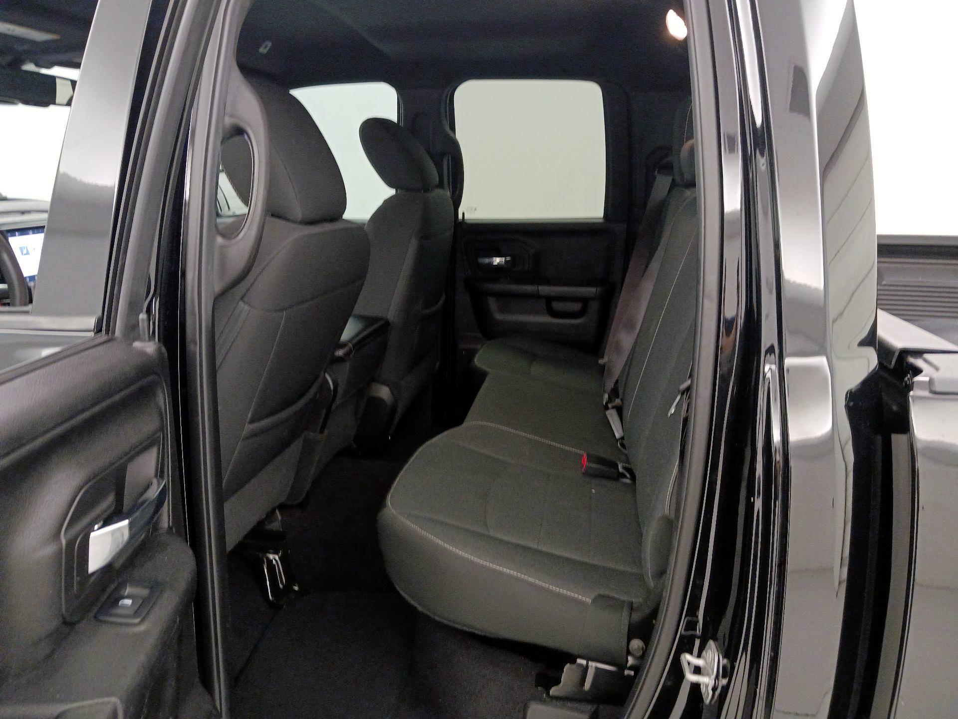 Thumbnail: 2022 RAM 1500 Classic - 20