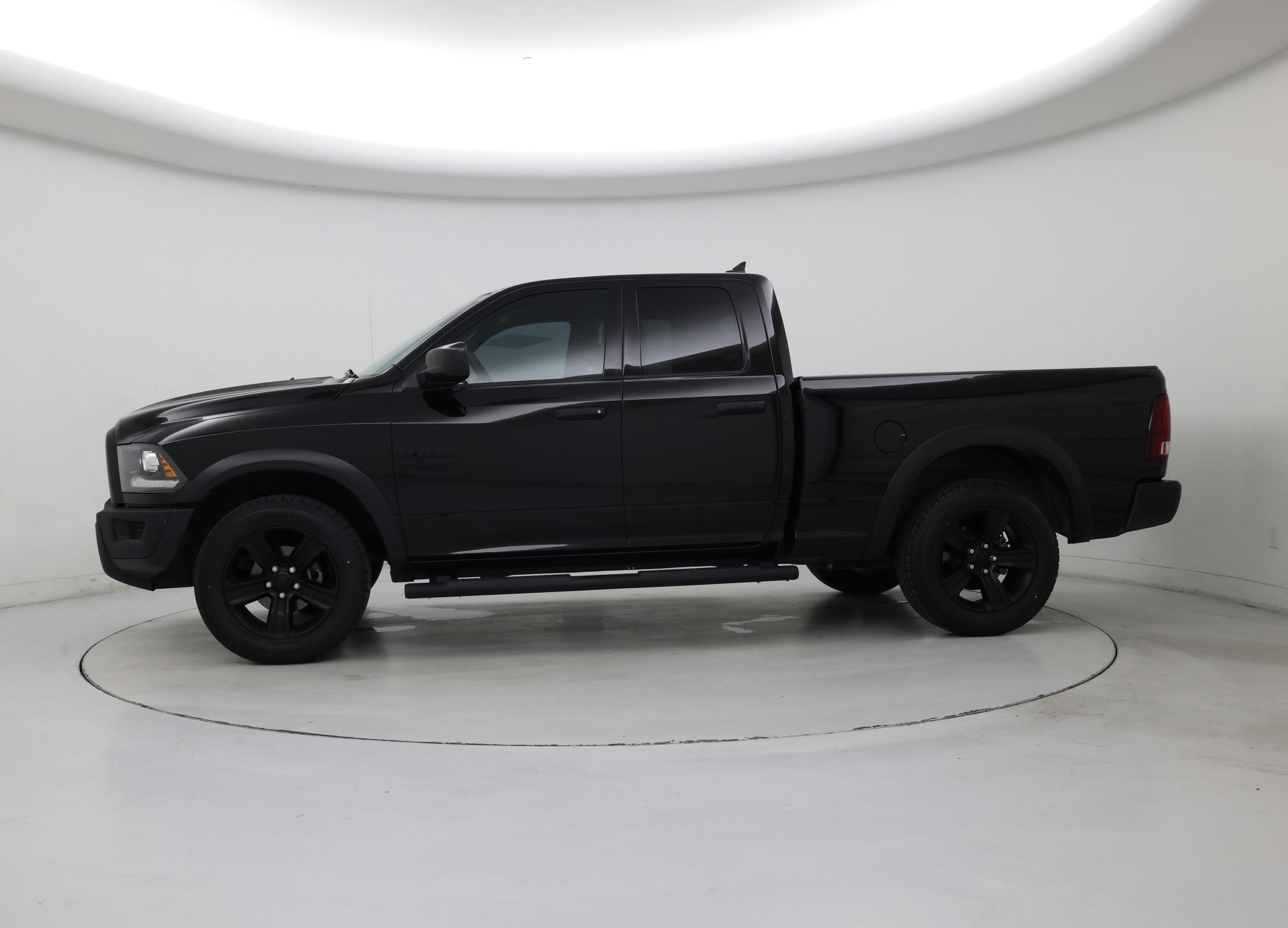 Thumbnail: 2022 RAM 1500 Classic - 3