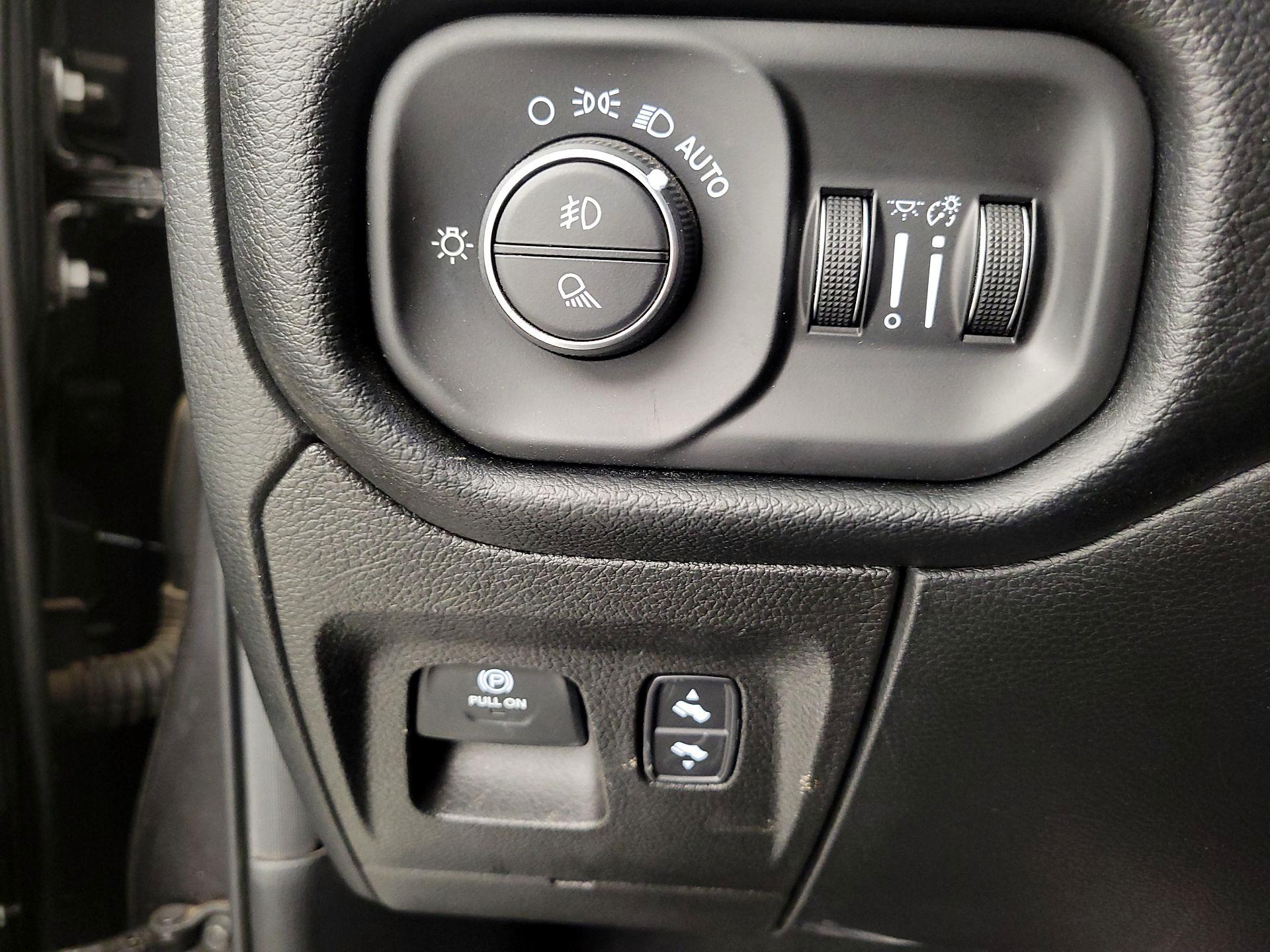 Thumbnail: 2020 RAM 1500 - 13