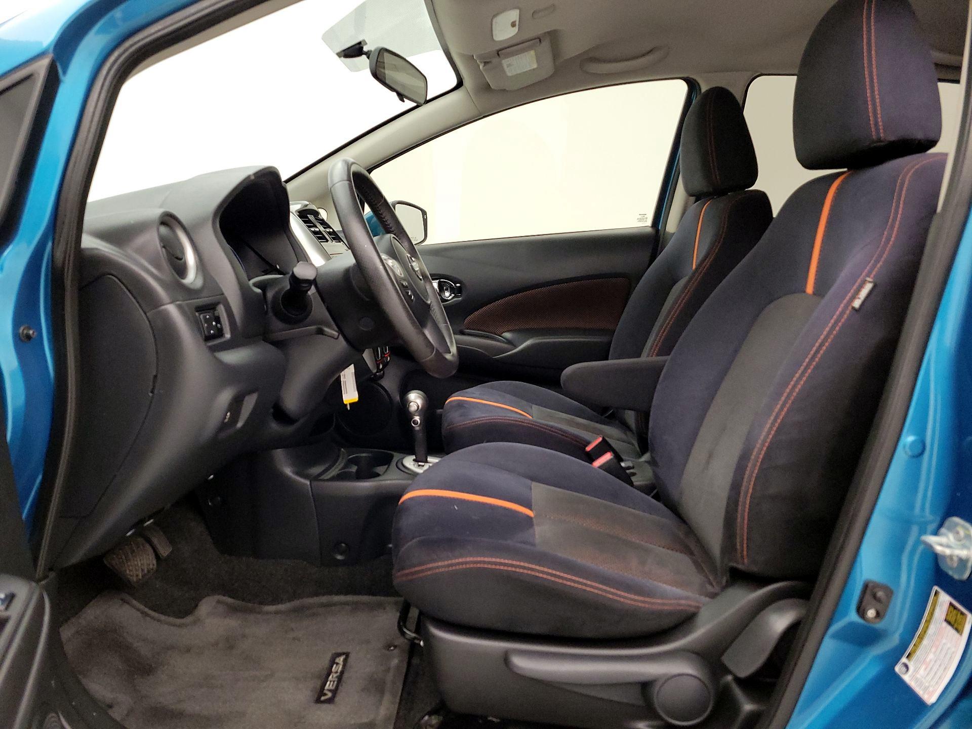 Thumbnail: 2015 Nissan Versa Note - 11