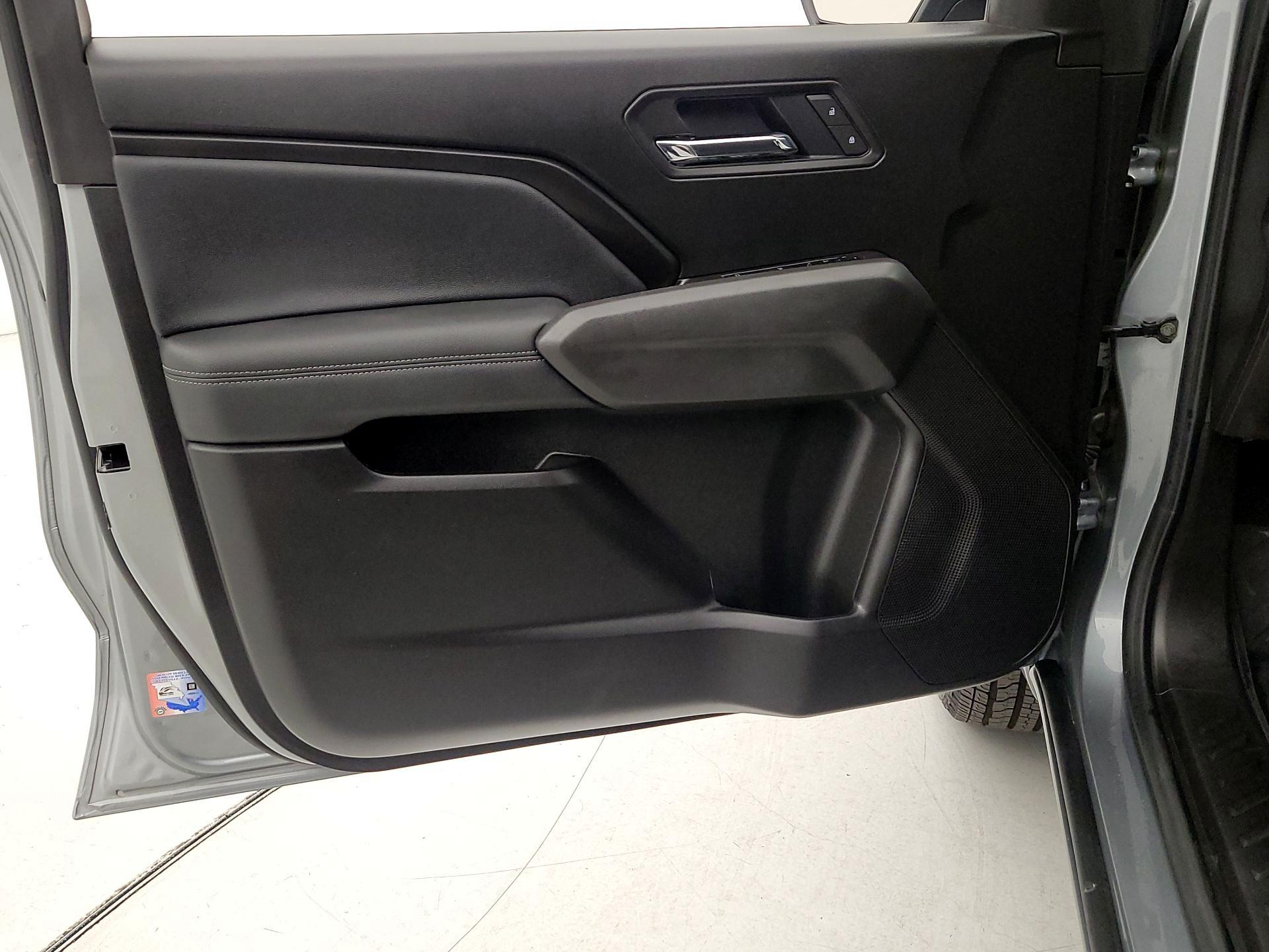 Thumbnail: 2025 Chevrolet Colorado - 12