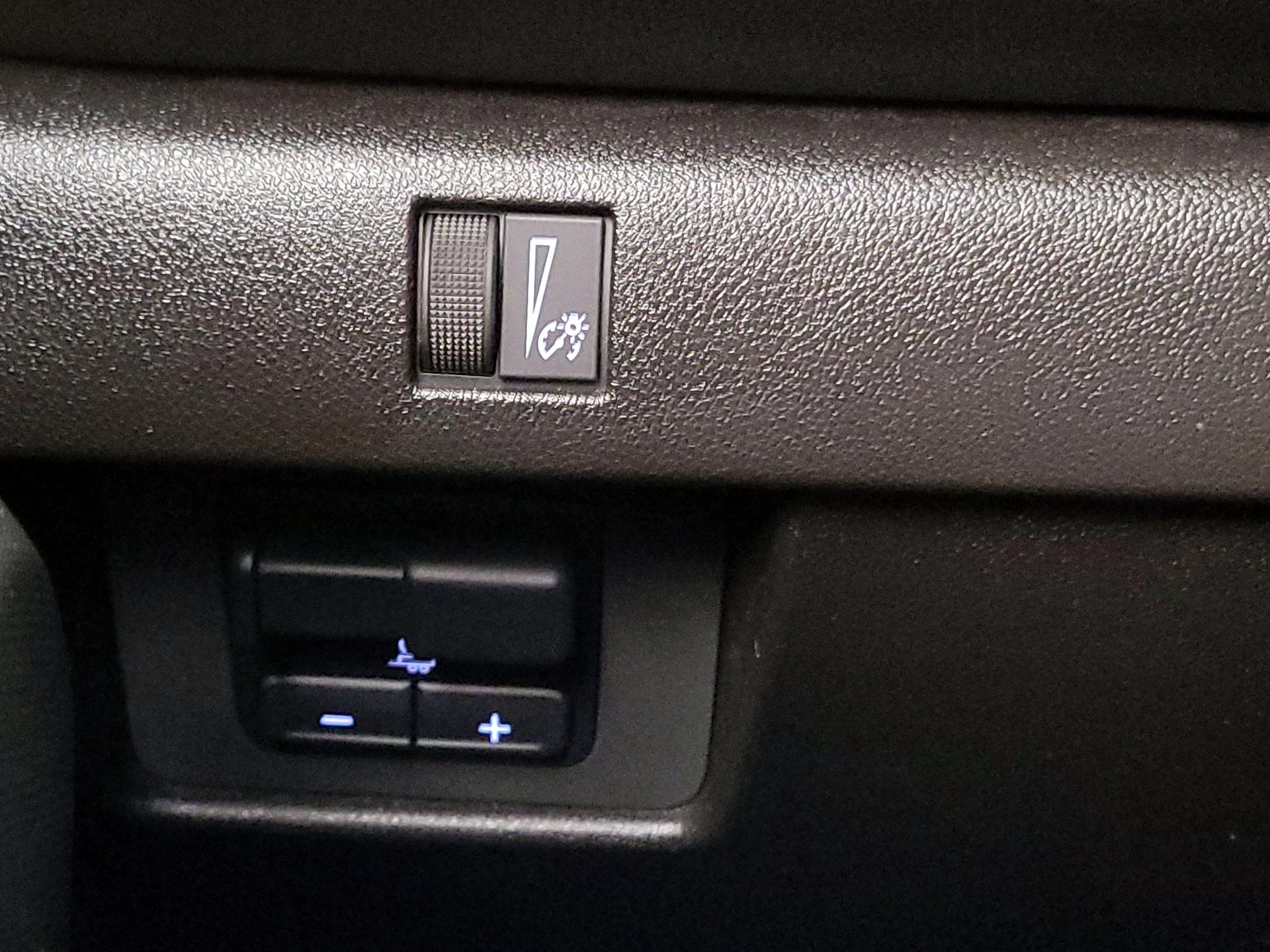 Thumbnail: 2025 Chevrolet Colorado - 13