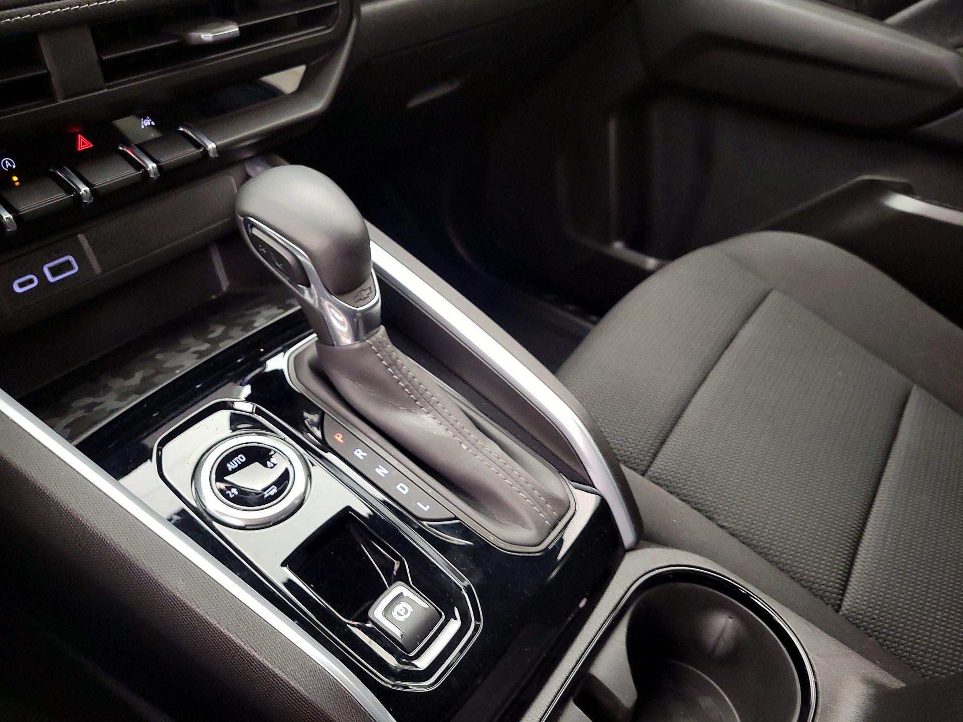 Thumbnail: 2025 Chevrolet Colorado - 17