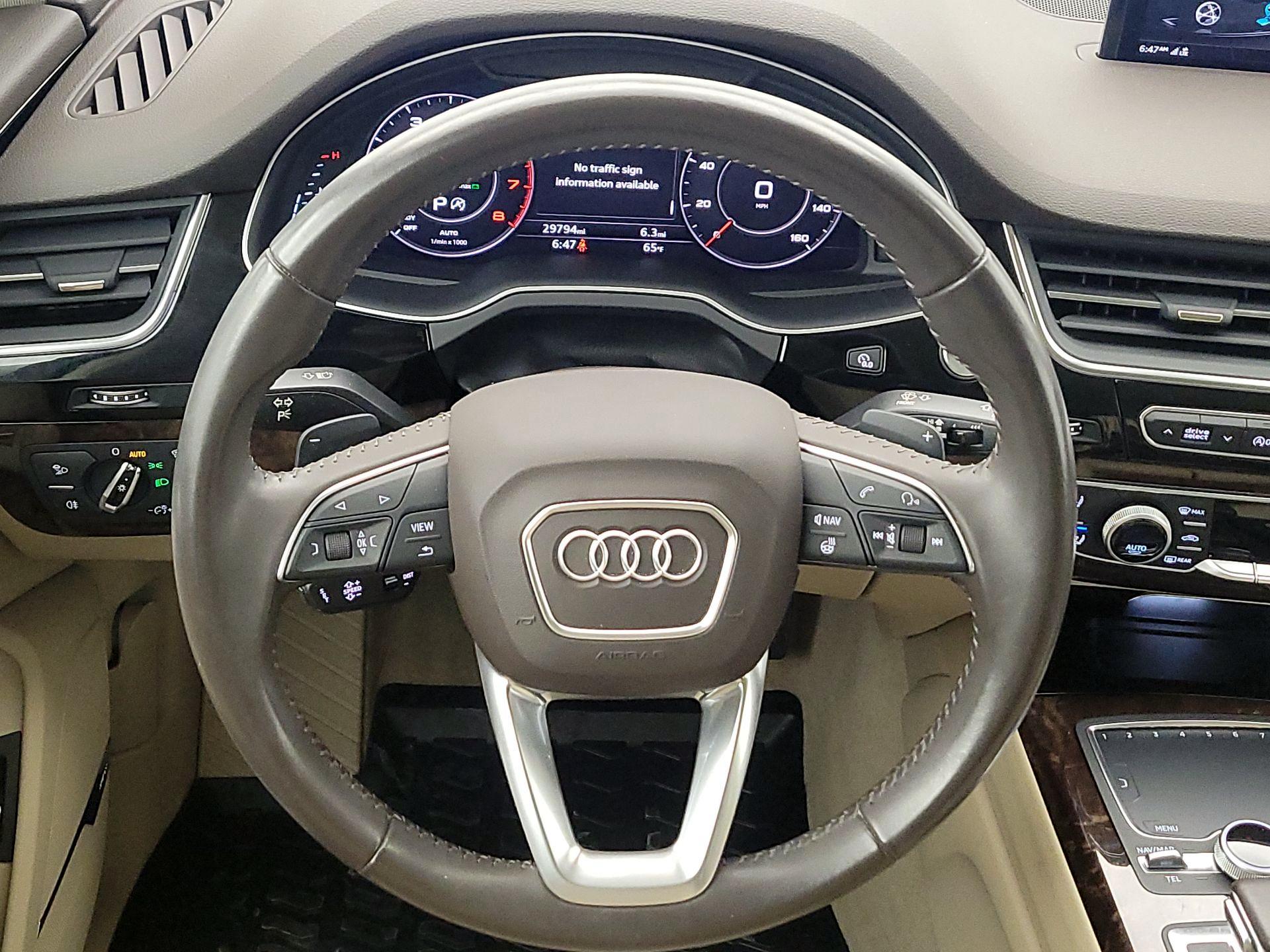 Thumbnail: 2017 Audi Q7 - 10