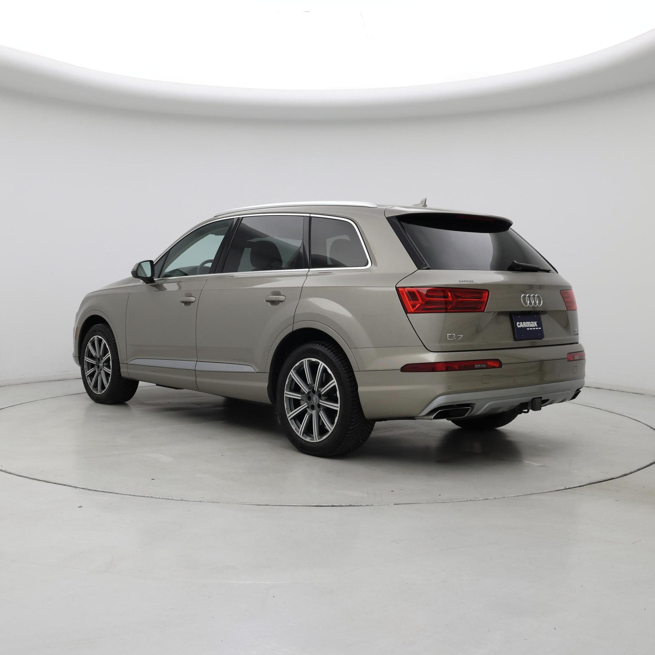 Thumbnail: 2017 Audi Q7 - 2