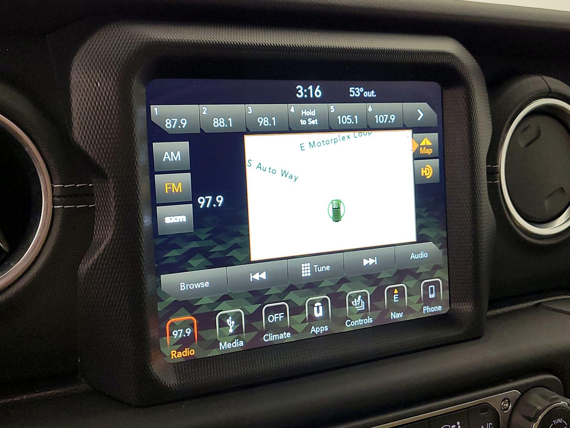 Thumbnail: 2019 Jeep Wrangler - 16