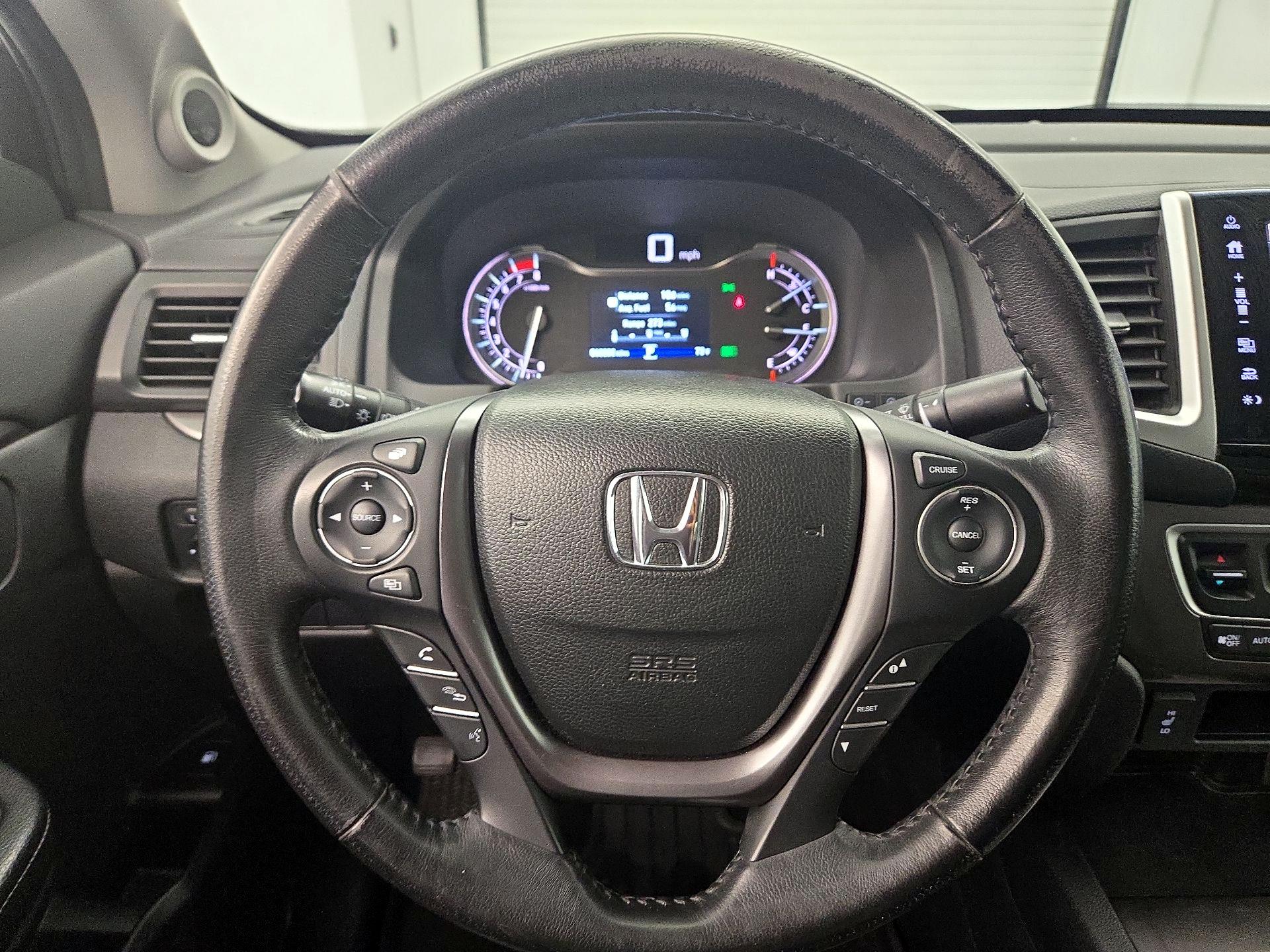 Thumbnail: 2017 Honda Ridgeline - 10