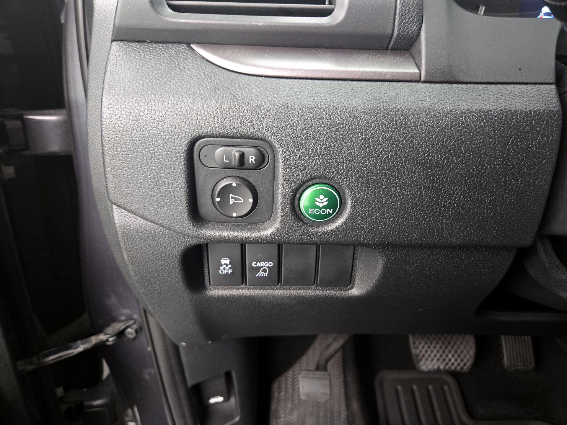 Thumbnail: 2017 Honda Ridgeline - 13