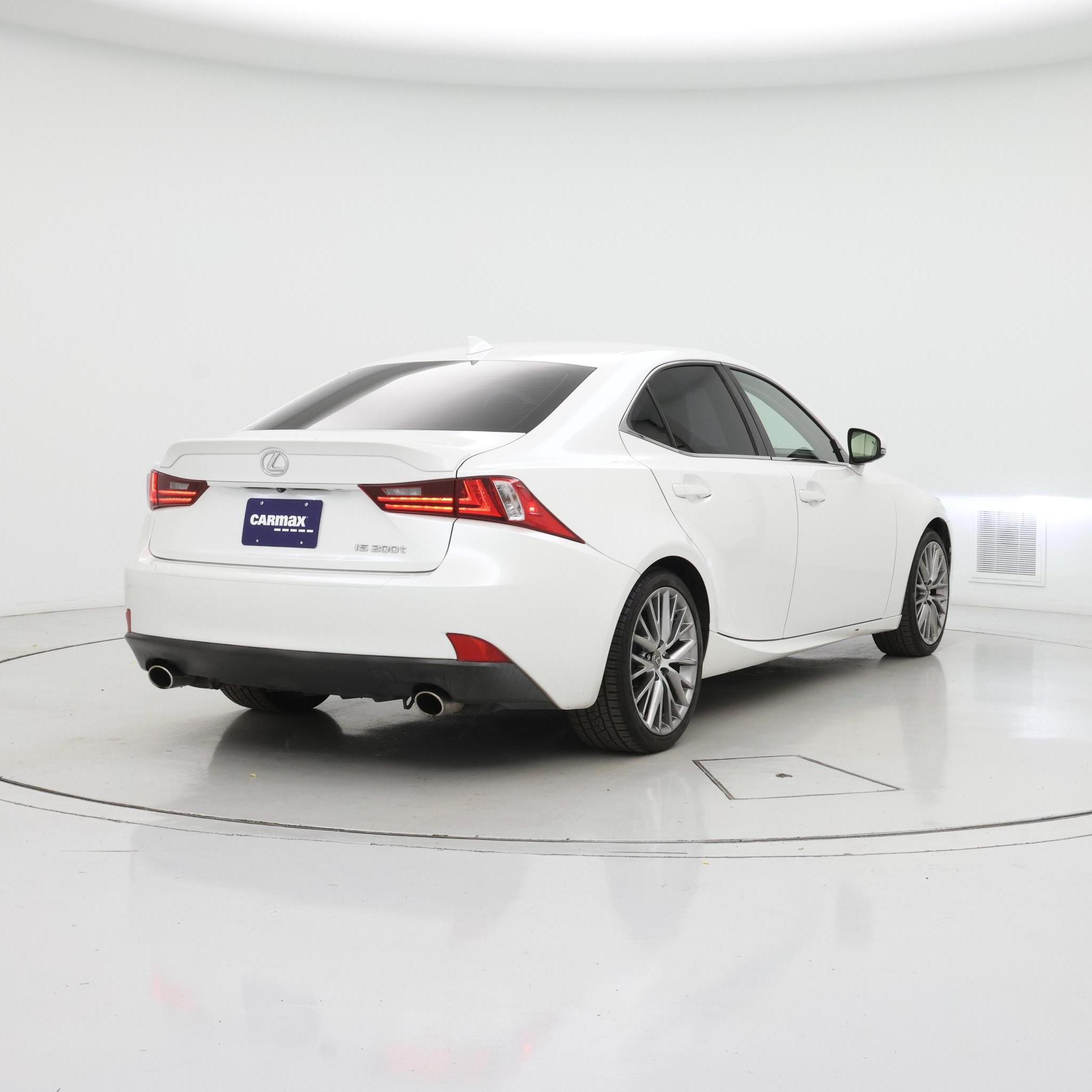 Thumbnail: 2016 Lexus IS - 8