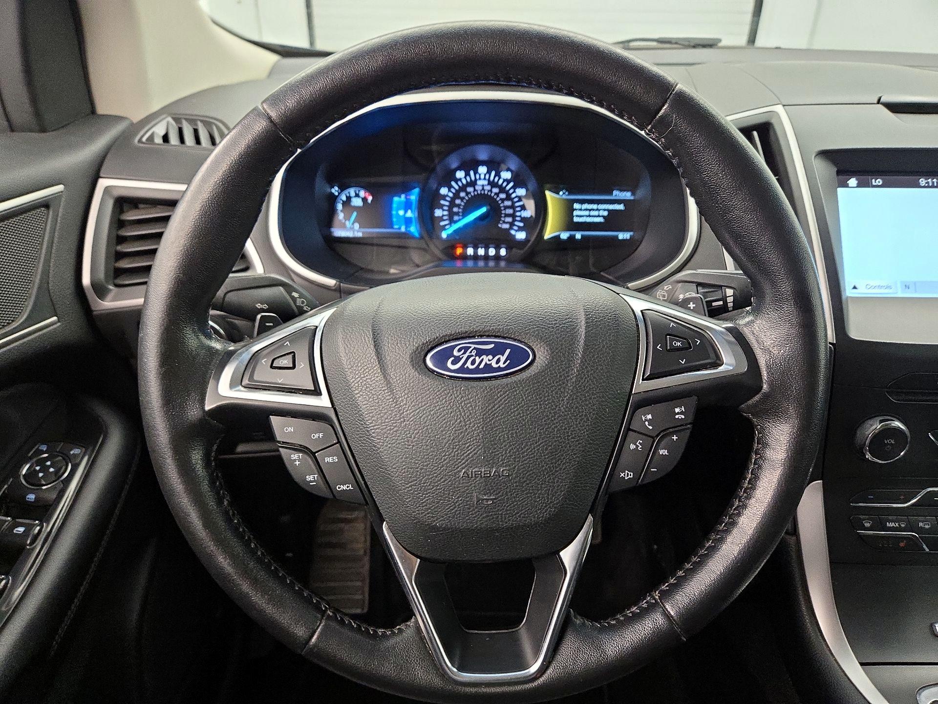 Thumbnail: 2018 Ford Edge - 10