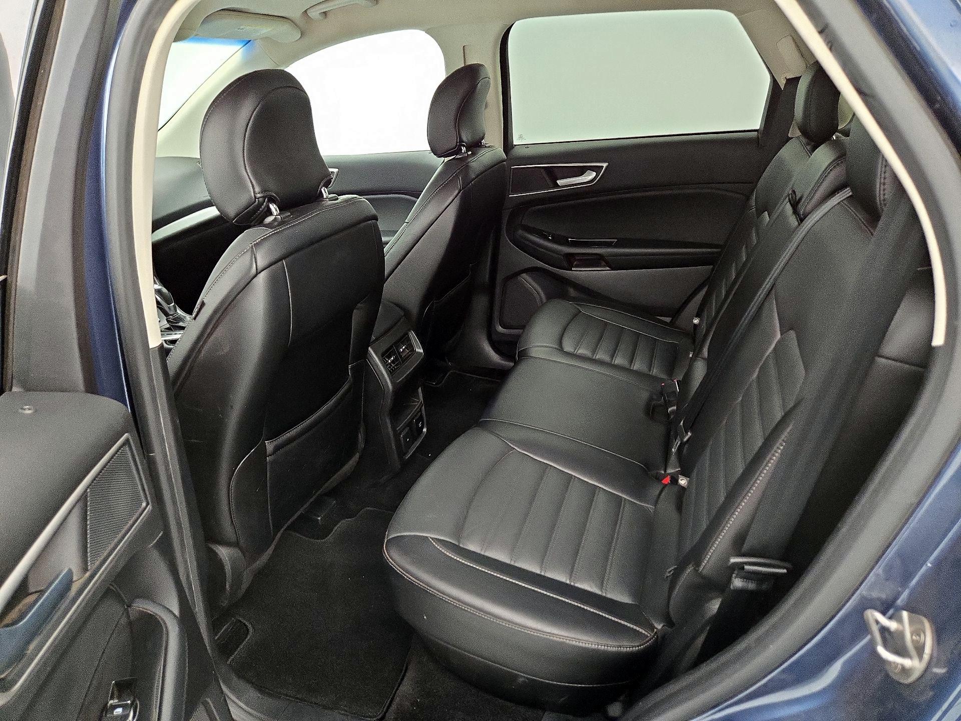 Thumbnail: 2018 Ford Edge - 20