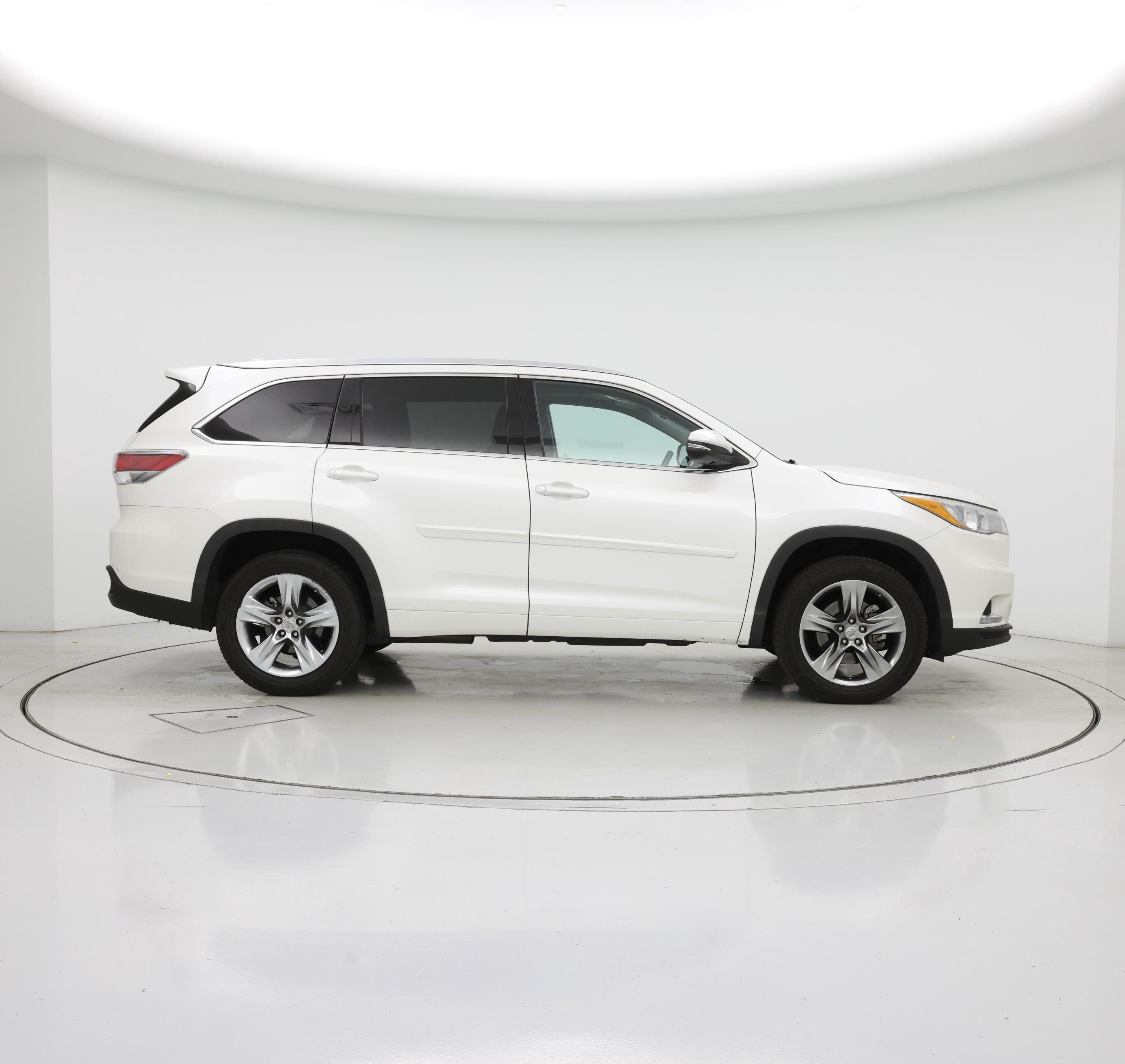 Thumbnail: 2014 Toyota Highlander - 7