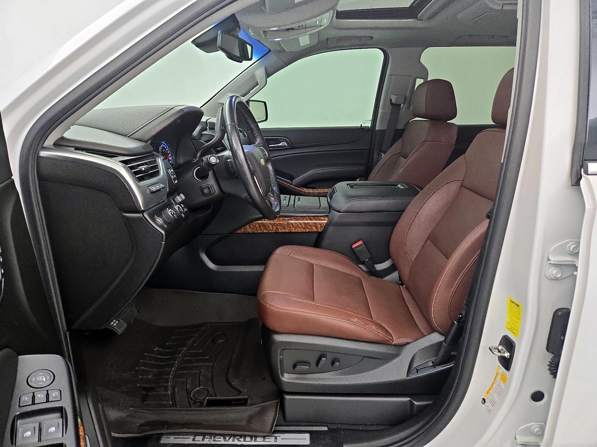 Thumbnail: 2019 Chevrolet Tahoe - 11