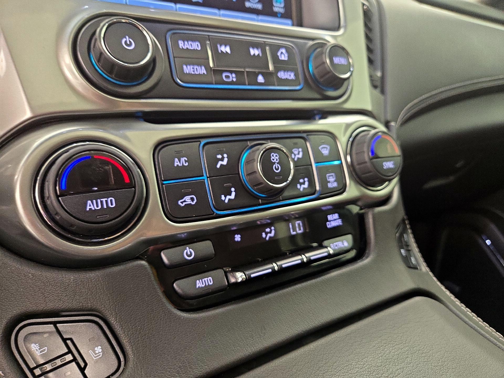 Thumbnail: 2019 Chevrolet Tahoe - 16