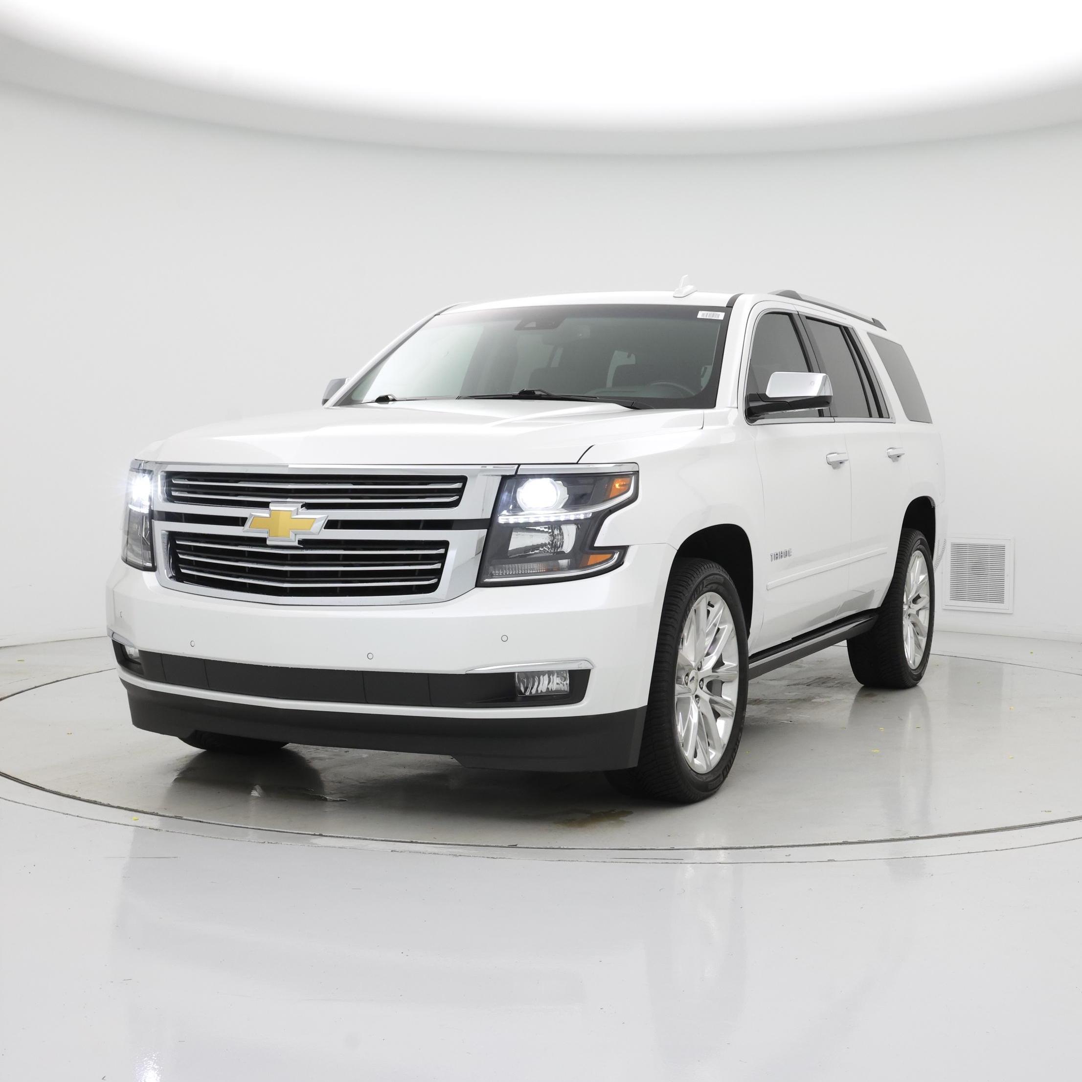 Thumbnail: 2019 Chevrolet Tahoe - 4
