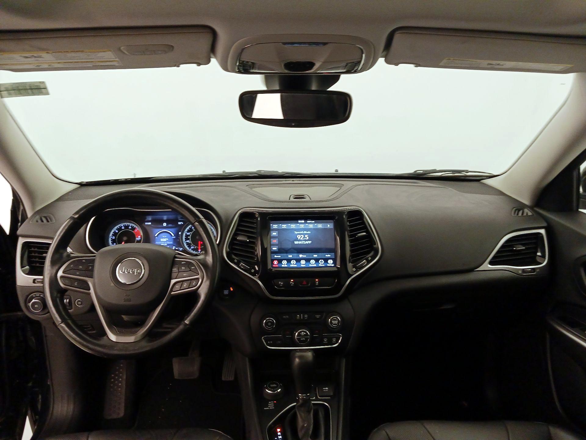 Thumbnail: 2021 Jeep Cherokee - 9