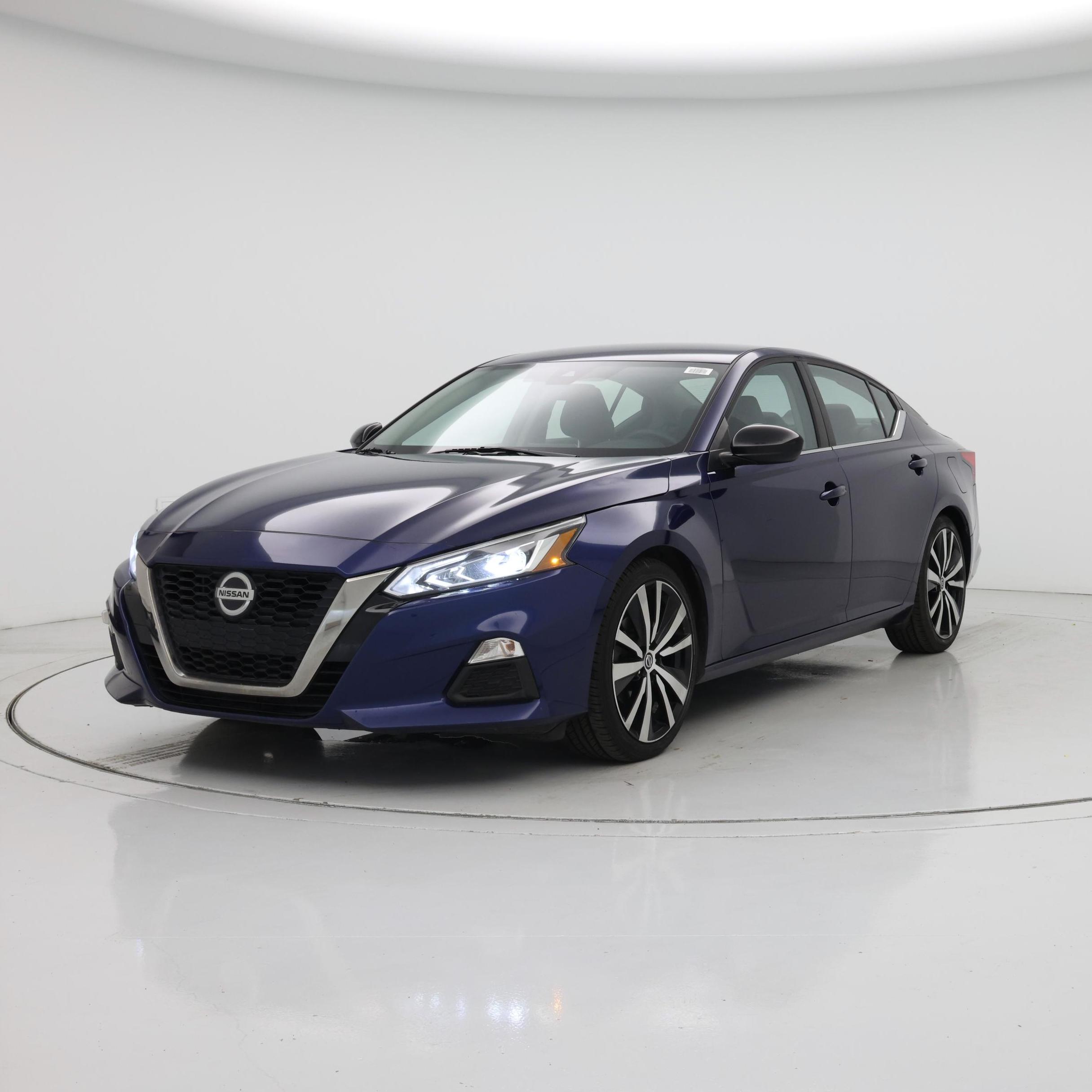 Thumbnail: 2020 Nissan Altima - 4