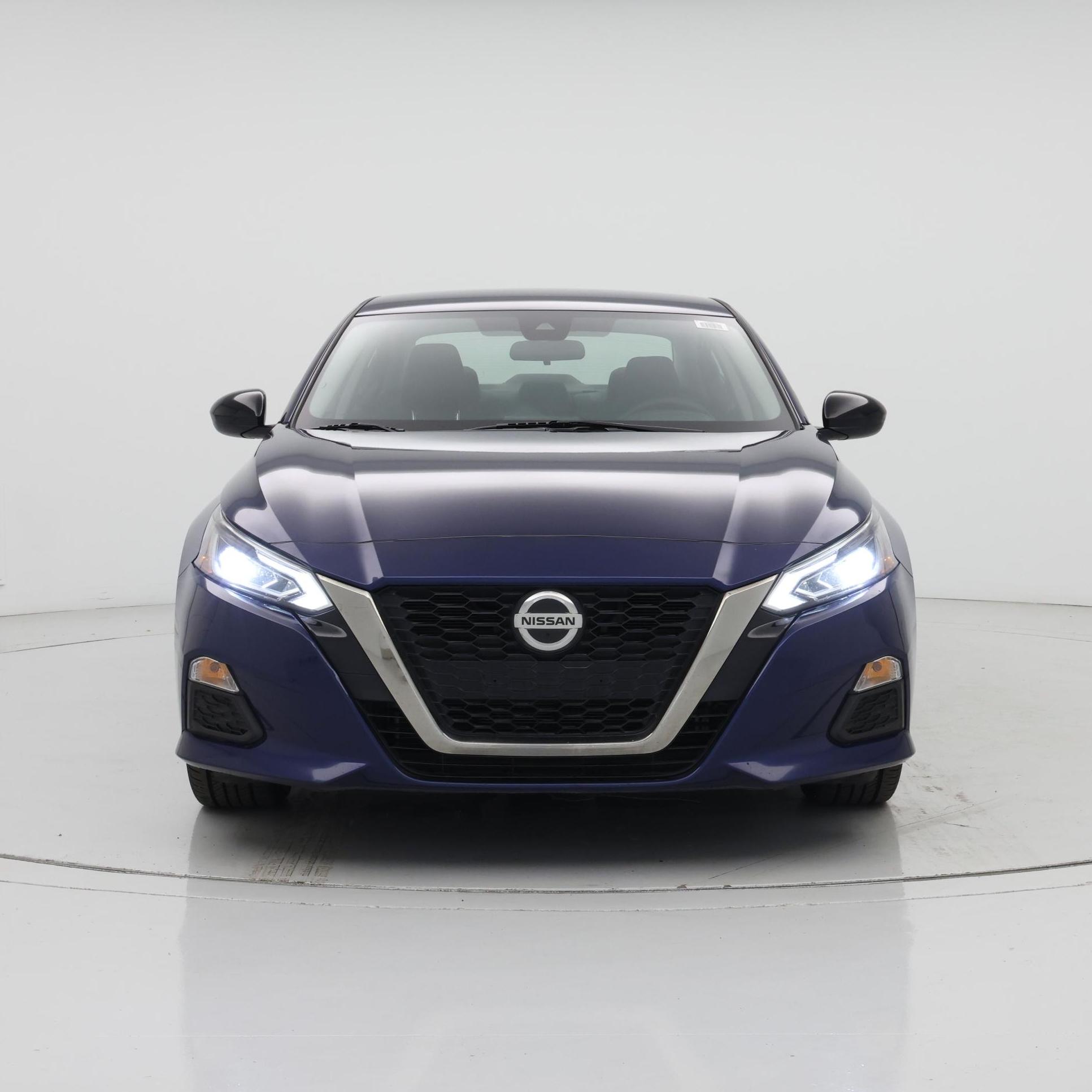 Thumbnail: 2020 Nissan Altima - 5