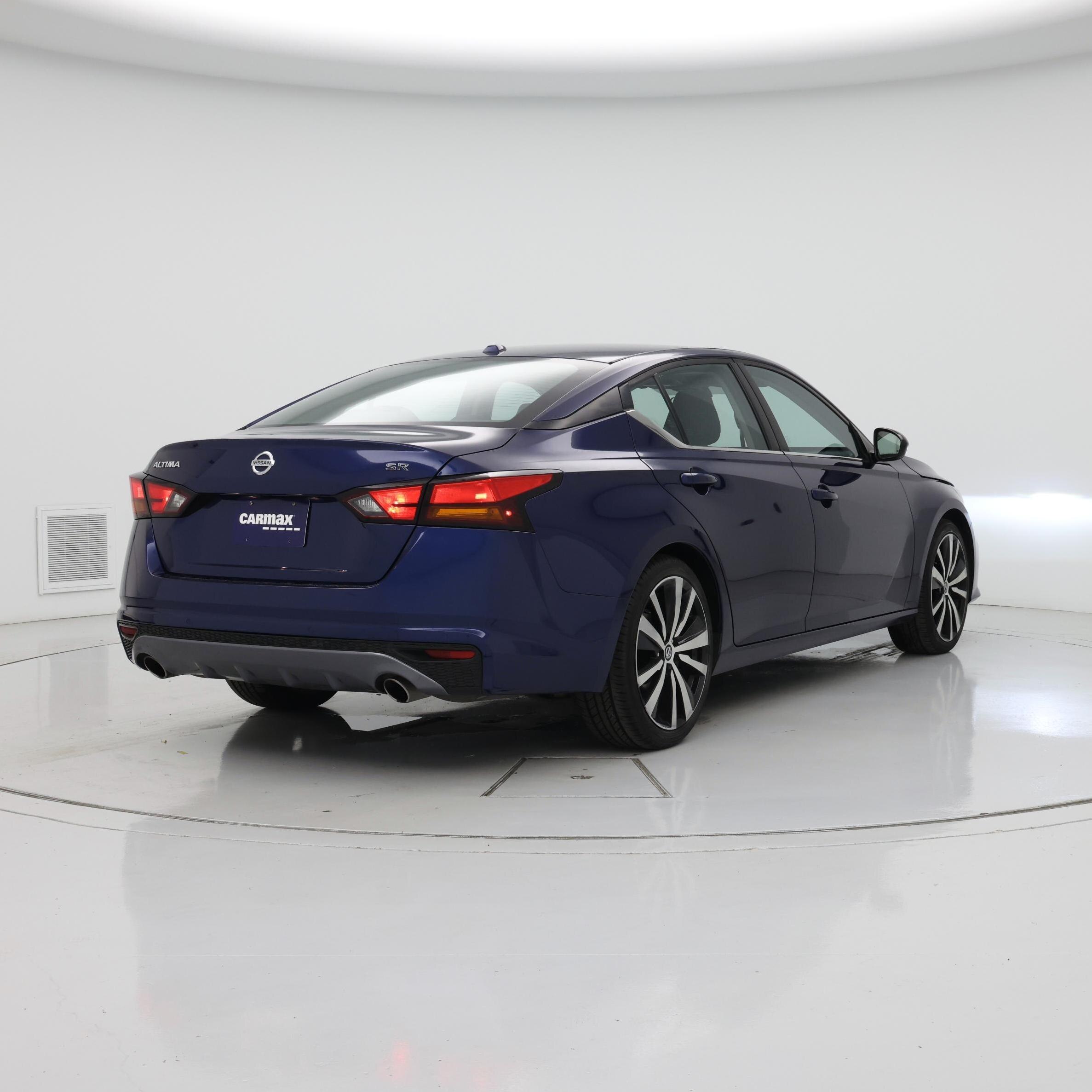 Thumbnail: 2020 Nissan Altima - 8