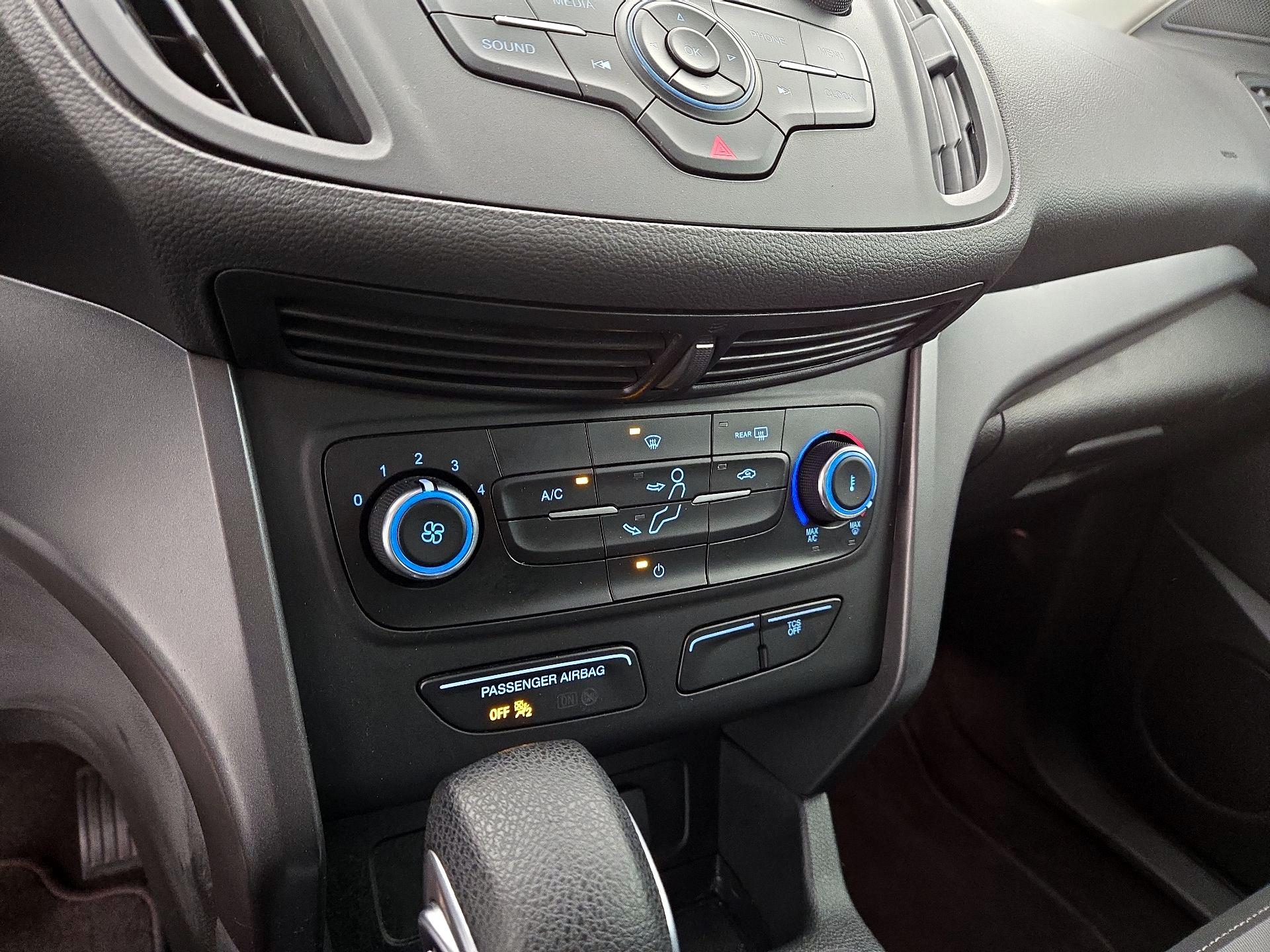 Thumbnail: 2019 Ford Escape - 16