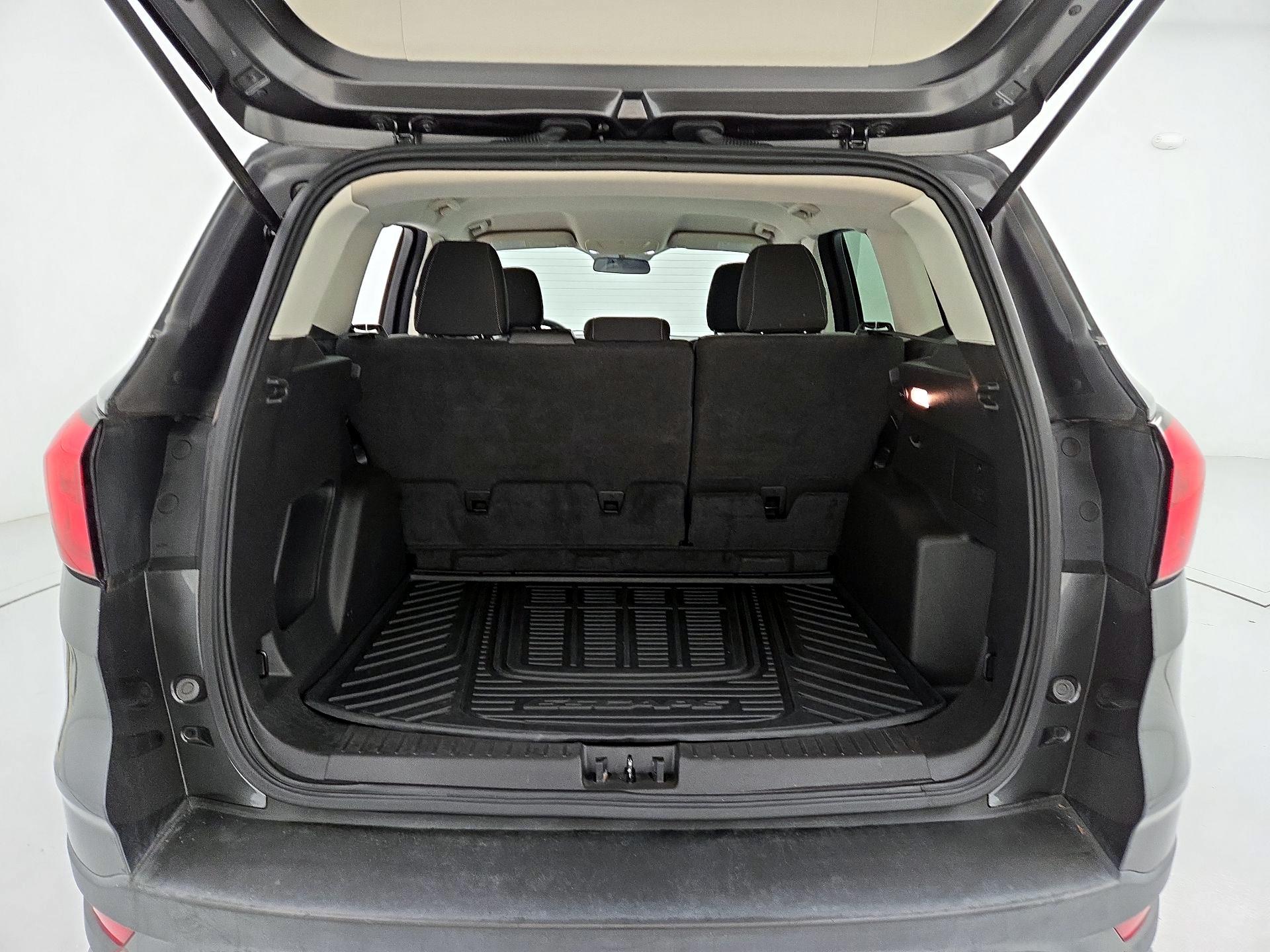 Thumbnail: 2019 Ford Escape - 20