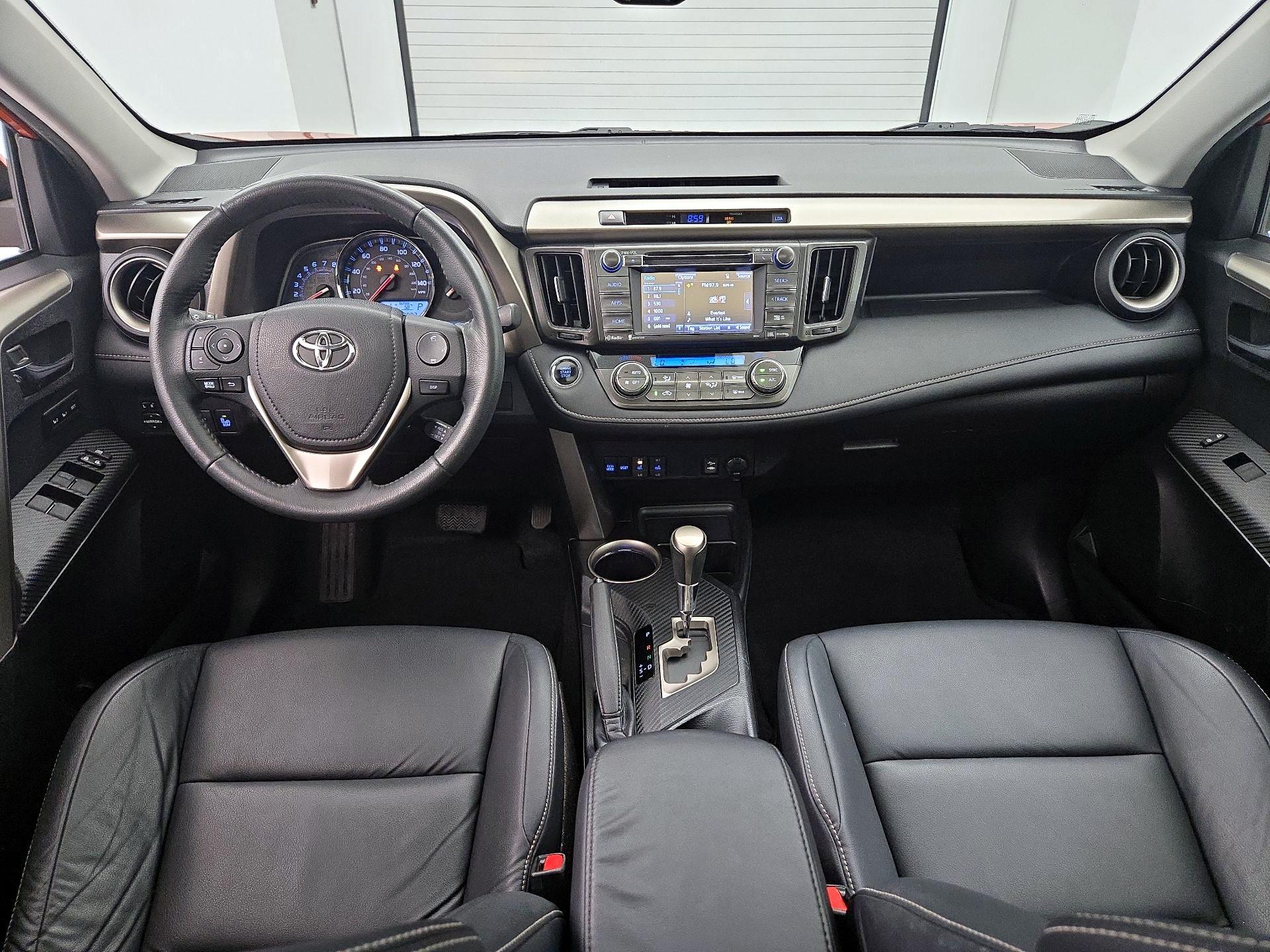 Thumbnail: 2015 Toyota RAV4 - 9