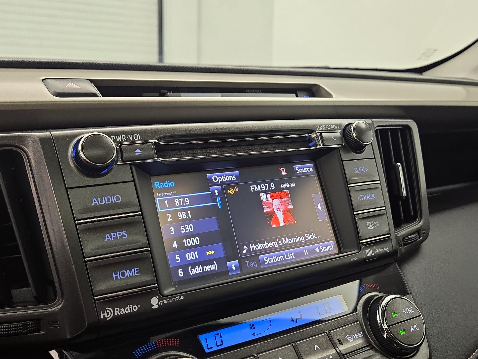 Thumbnail: 2015 Toyota RAV4 - 15