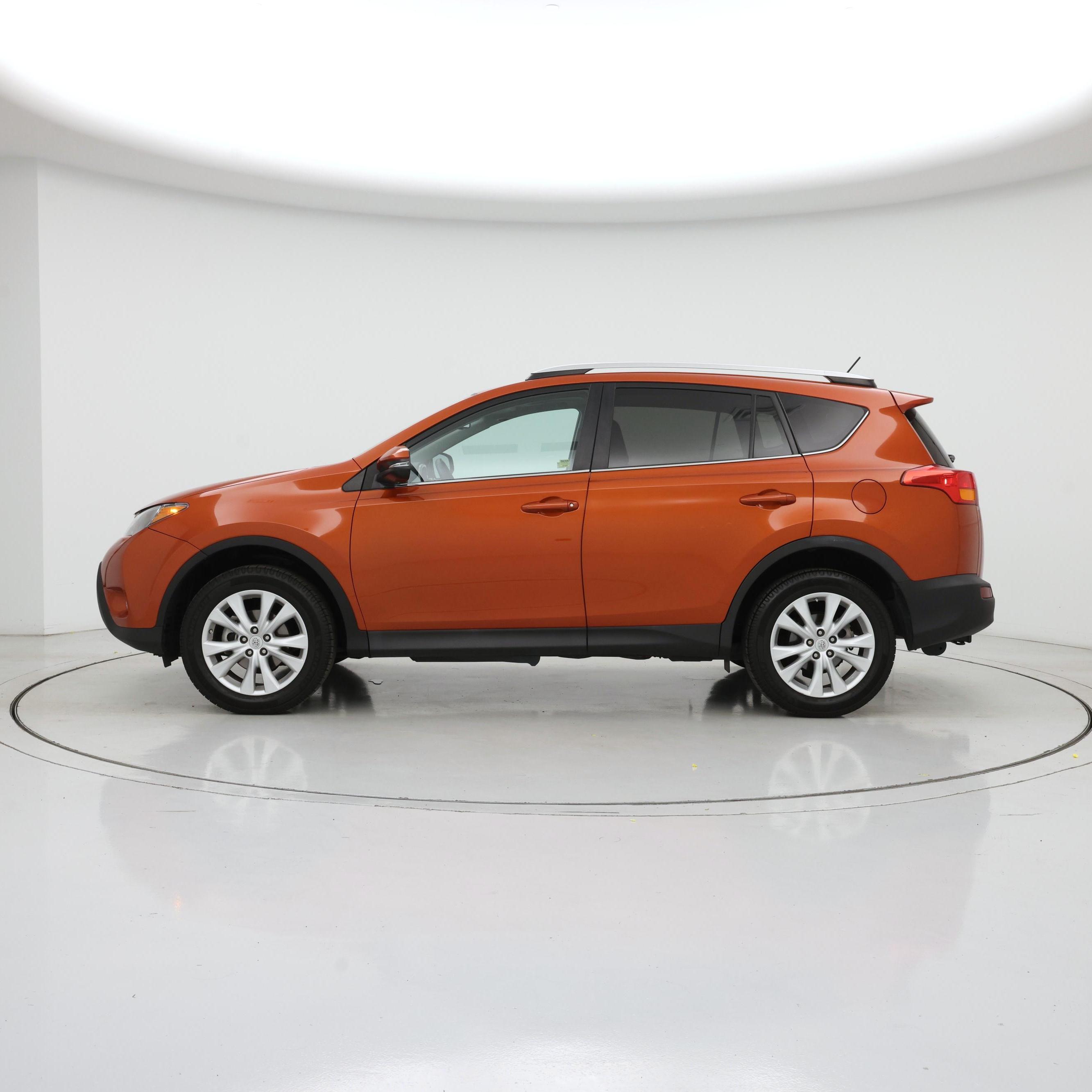 Thumbnail: 2015 Toyota RAV4 - 3